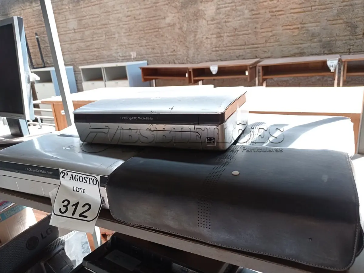 LOTE 312 - 05 SCANNERS DA MARCA HP. (NO ESTADO) ATENÇÃO! FAZER A VISITAÇÃO ANTES DE ARREMATAR, NÃO SABEMOS SE FUNCIONA. LEILÃO NÃO TEM GARANTIA E NEM DEVOLUÇÃO, SUJEITO A POSSÍVEIS AVARIAS VISÍVEIS/OCULTAS E/OU AUSÊNCIA DE COMPONENTES.