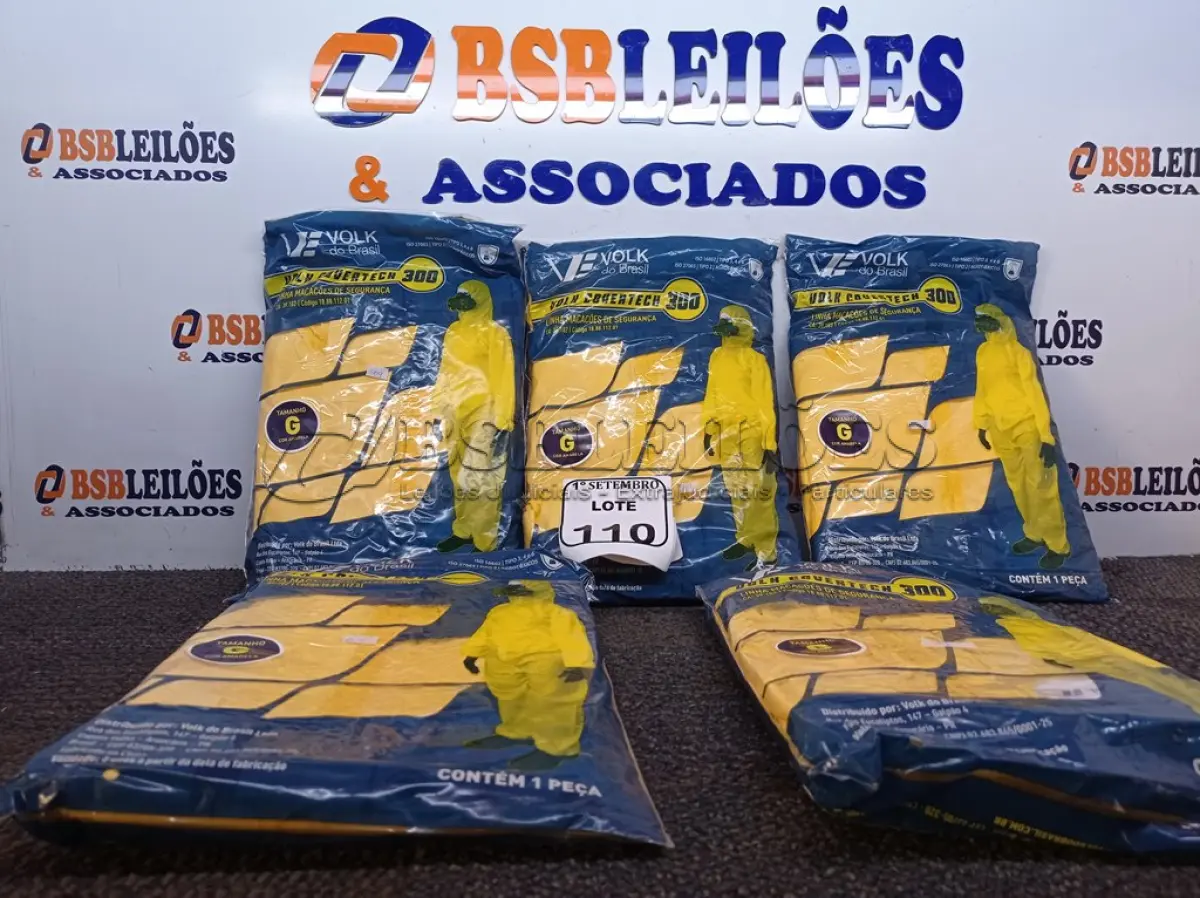 LOTE 110 - 05 MACACÕES DE SEGURANÇA VOLH GOVERTECH 300 TAMANHO G. (NO ESTADO) ATENÇÃO! FAZER A VISITAÇÃO ANTES DE ARREMATAR, NÃO SABEMOS SE FUNCIONA. LEILÃO NÃO TEM GARANTIA E NEM DEVOLUÇÃO, SUJEITO A POSSÍVEIS AVARIAS VISÍVEIS/OCULTAS E/OU AUSÊNCIA DE COMPONENTES.