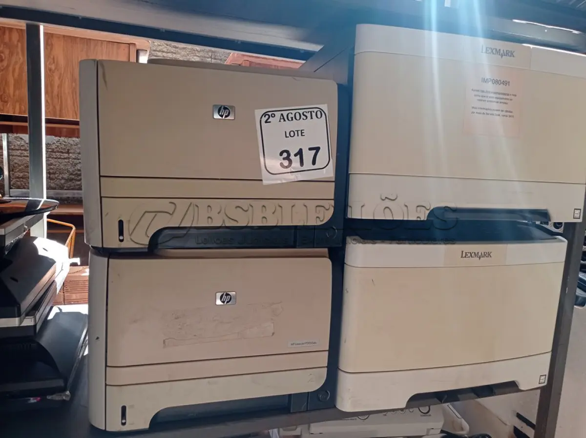 LOTE 317 - 04 IMPRESSORAS SENDO DUAS HP E DUAS LEXMAX. (NO ESTADO) ATENÇÃO! FAZER A VISITAÇÃO ANTES DE ARREMATAR, NÃO SABEMOS SE FUNCIONA. LEILÃO NÃO TEM GARANTIA E NEM DEVOLUÇÃO, SUJEITO A POSSÍVEIS AVARIAS VISÍVEIS/OCULTAS E/OU AUSÊNCIA DE COMPONENTES.