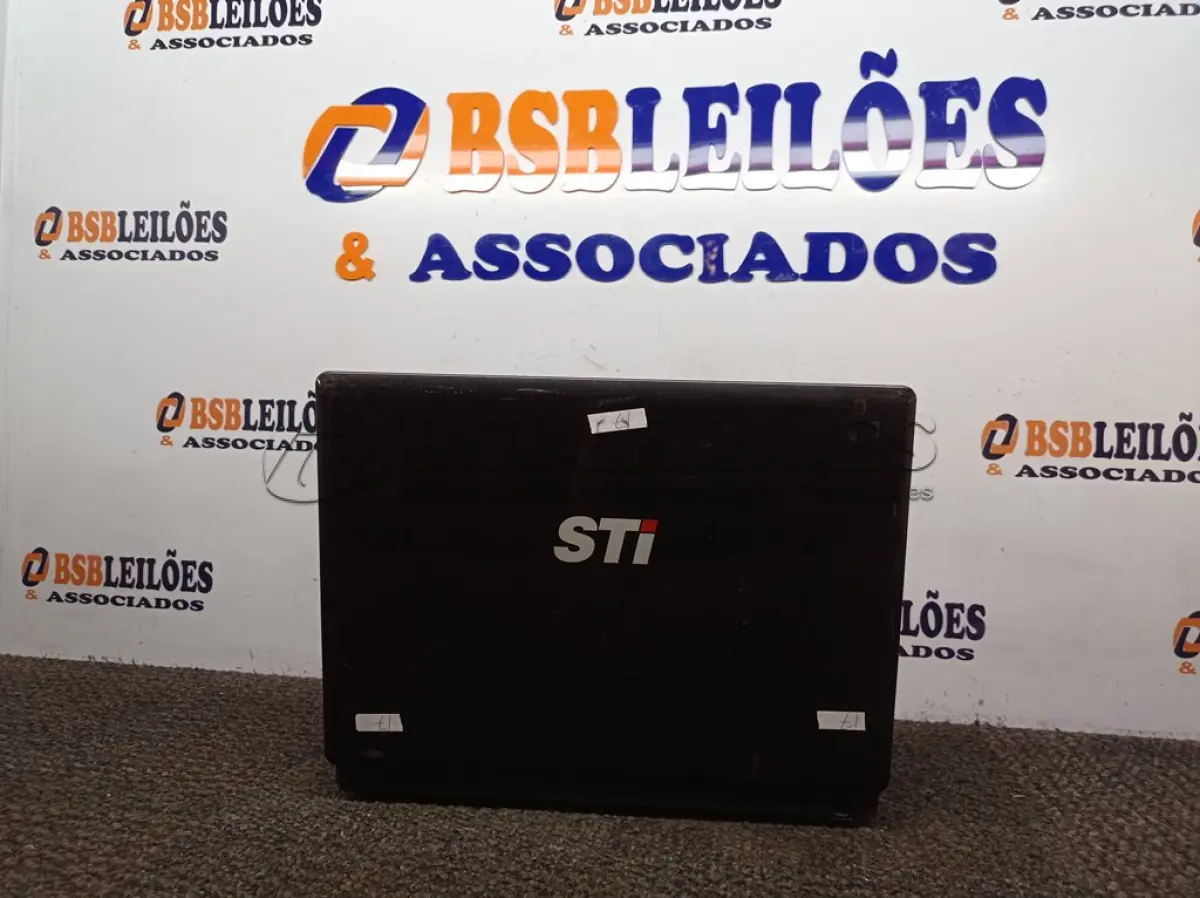 LOTE 104 - 01 NOTEBOOK MARCA STI. (NO ESTADO) ATENÇÃO! FAZER A VISITAÇÃO ANTES DE ARREMATAR, NÃO SABEMOS SE FUNCIONA. LEILÃO NÃO TEM GARANTIA E NEM DEVOLUÇÃO, SUJEITO A POSSÍVEIS AVARIAS VISÍVEIS/OCULTAS E/OU AUSÊNCIA DE COMPONENTES.