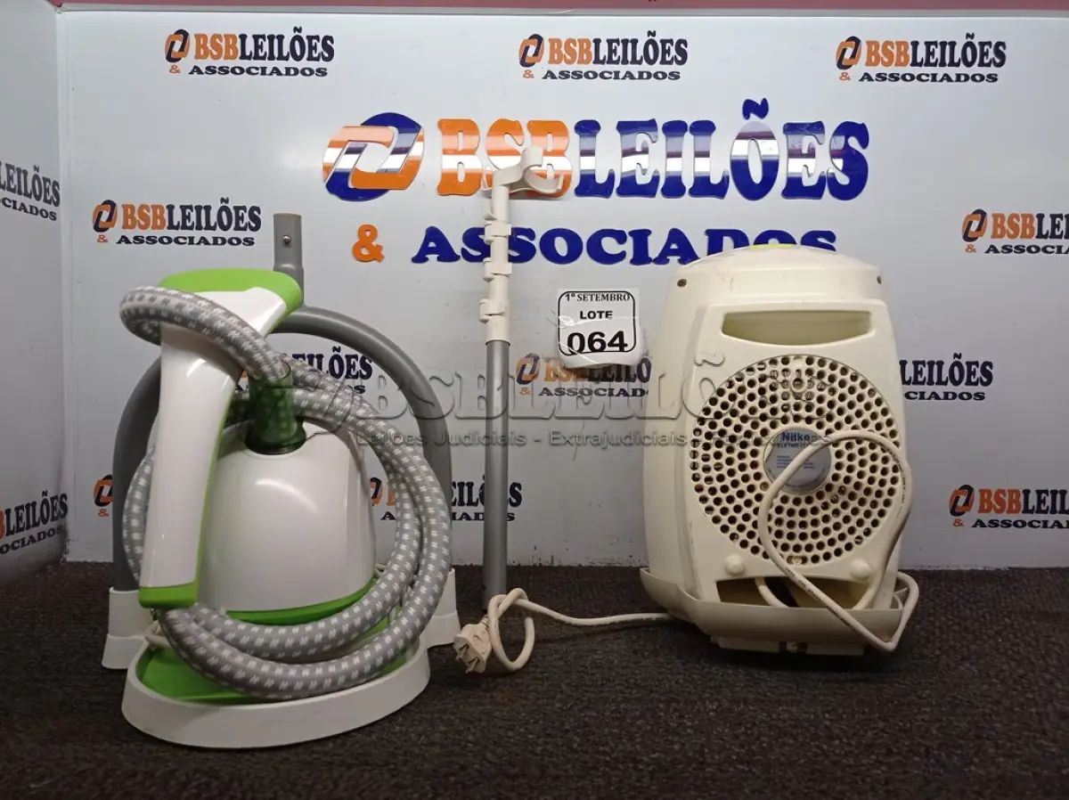 LOTE 064 - 01 FERRO DE PASSAR ROUPAS A VAPOR MARCA PHILIPS E 01 AQUECEDOR MARCA NILKO 220V. (NO ESTADO) ATENÇÃO! FAZER A VISITAÇÃO ANTES DE ARREMATAR, NÃO SABEMOS SE FUNCIONA. LEILÃO NÃO TEM GARANTIA E NEM DEVOLUÇÃO, SUJEITO A POSSÍVEIS AVARIAS VISÍVEIS/OCULTAS E/OU AUSÊNCIA DE COMPONENTES.