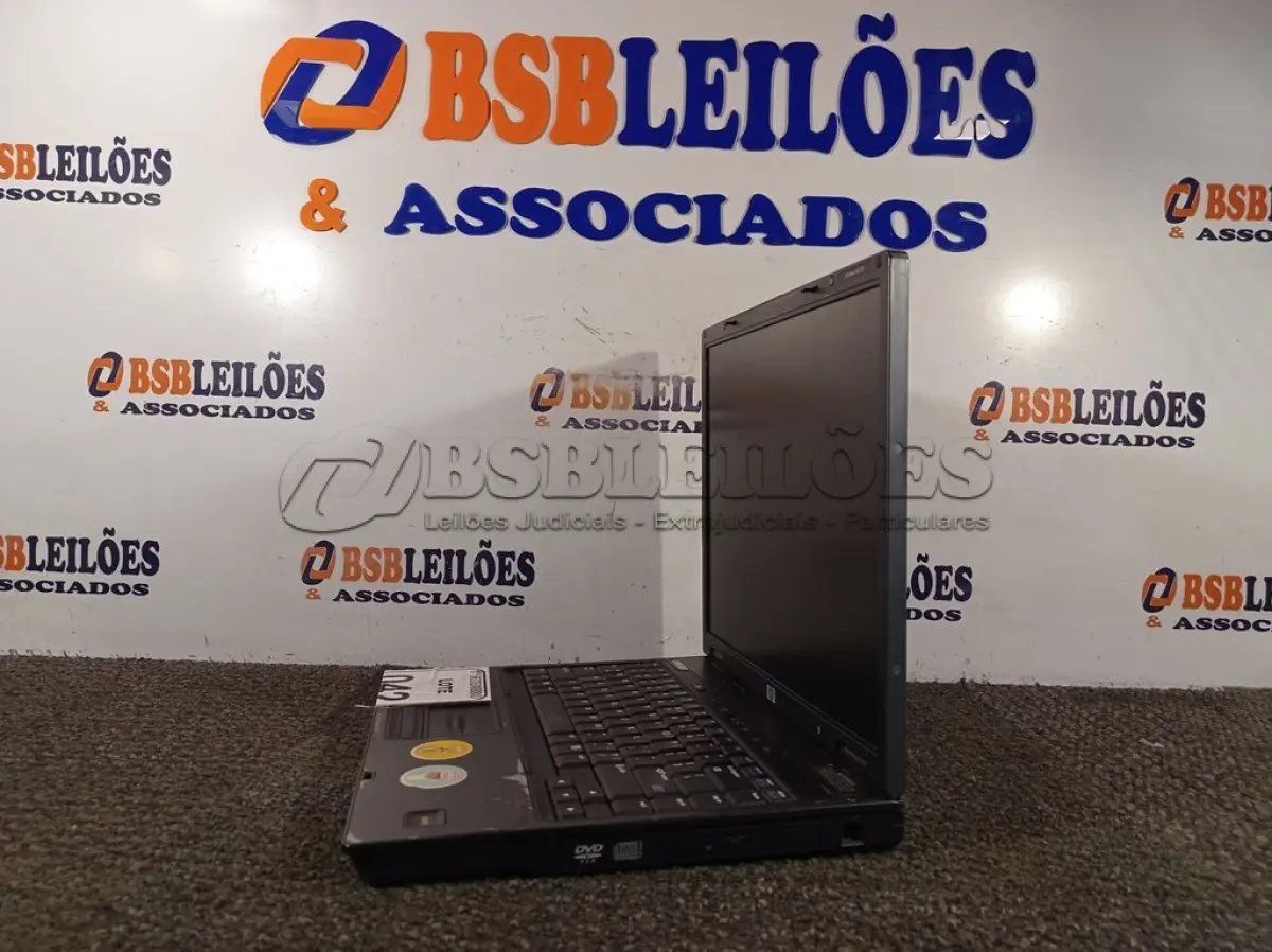 LOTE 042 - 01 NOTEBOOK MARCA HP SEM FONTE. (NO ESTADO) ATENÇÃO! FAZER A VISITAÇÃO ANTES DE ARREMATAR, NÃO SABEMOS SE FUNCIONA. LEILÃO NÃO TEM GARANTIA E NEM DEVOLUÇÃO, SUJEITO A POSSÍVEIS AVARIAS VISÍVEIS/OCULTAS E/OU AUSÊNCIA DE COMPONENTES.