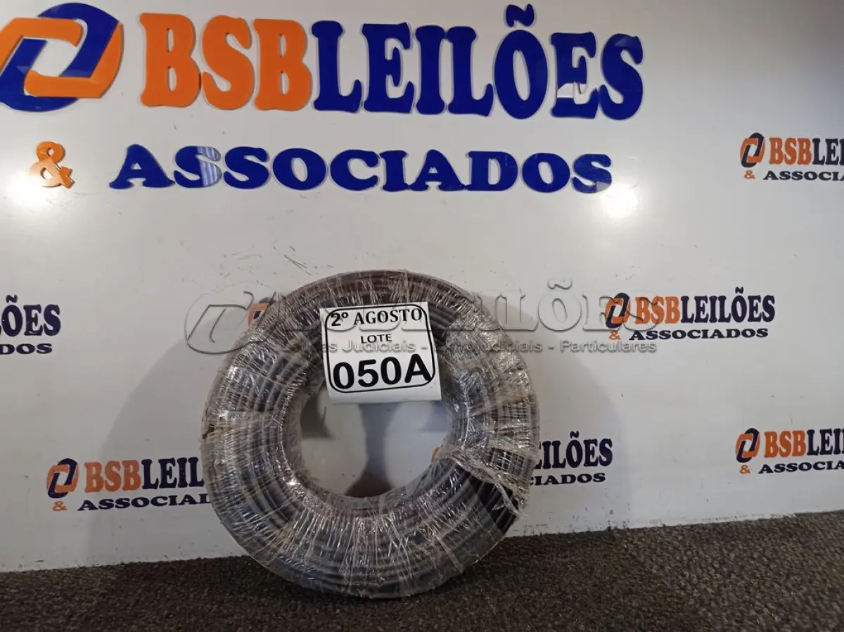 LOTE 050 - 01 ROLO DE FIO FLEXÍVEL 1X10,00MM NA COR PRETA. (NO ESTADO) ATENÇÃO! FAZER A VISITAÇÃO ANTES DE ARREMATAR, NÃO SABEMOS SE FUNCIONA. LEILÃO NÃO TEM GARANTIA E NEM DEVOLUÇÃO, SUJEITO A POSSÍVEIS AVARIAS VISÍVEIS/OCULTAS E/OU AUSÊNCIA DE COMPONENTES.