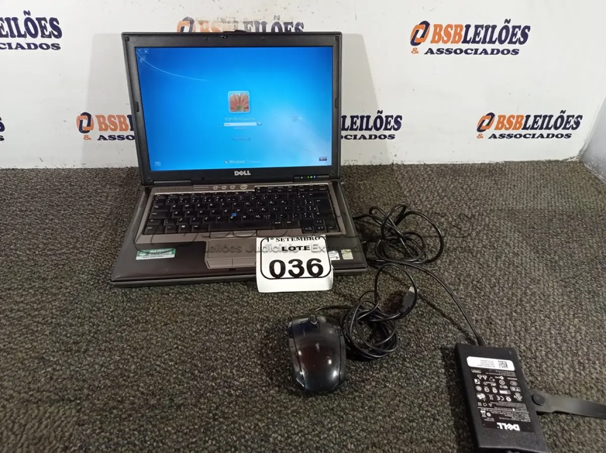 LOTE 036 - 01 NOTEBOOK MARCA DELL COM FONTE. (NO ESTADO) ATENÇÃO! FAZER A VISITAÇÃO ANTES DE ARREMATAR, NÃO SABEMOS SE FUNCIONA. LEILÃO NÃO TEM GARANTIA E NEM DEVOLUÇÃO, SUJEITO A POSSÍVEIS AVARIAS VISÍVEIS/OCULTAS E/OU AUSÊNCIA DE COMPONENTES.