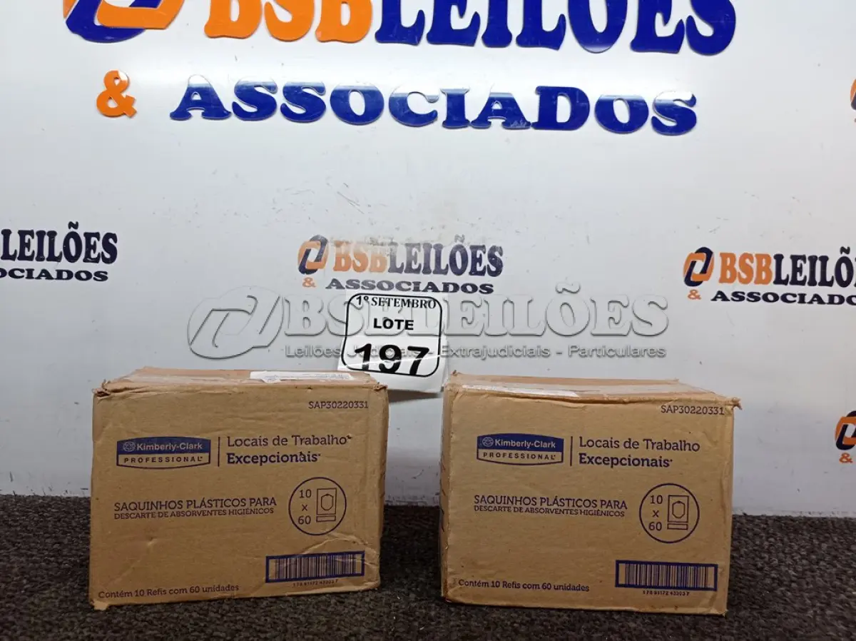 LOTE 197 - 02 CAIXAS COM SAQUINHOS PLÁSTICOS PARA DESCARTES DE ABSORVENTES, CONTEM 10 PERFIS COM 60 UNIDADES CADA. (NO ESTADO) ATENÇÃO! FAZER A VISITAÇÃO ANTES DE ARREMATAR, NÃO SABEMOS SE FUNCIONA. LEILÃO NÃO TEM GARANTIA E NEM DEVOLUÇÃO, SUJEITO A POSSÍVEIS AVARIAS VISÍVEIS/OCULTAS E/OU AUSÊNCIA DE COMPONENTES.