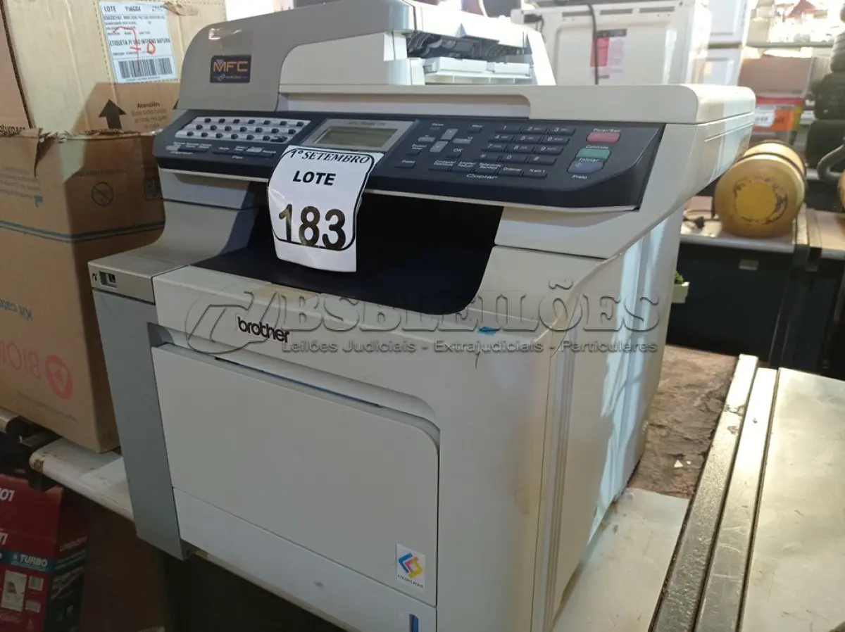 LOTE 183 - 01 IMPRESSORA MULTIFUNCIONAL MARCA BROTHER MOELO MFC-9840CDW. (NO ESTADO) ATENÇÃO! FAZER A VISITAÇÃO ANTES DE ARREMATAR, NÃO SABEMOS SE FUNCIONA. LEILÃO NÃO TEM GARANTIA E NEM DEVOLUÇÃO, SUJEITO A POSSÍVEIS AVARIAS VISÍVEIS/OCULTAS E/OU AUSÊNCIA DE COMPONENTES.