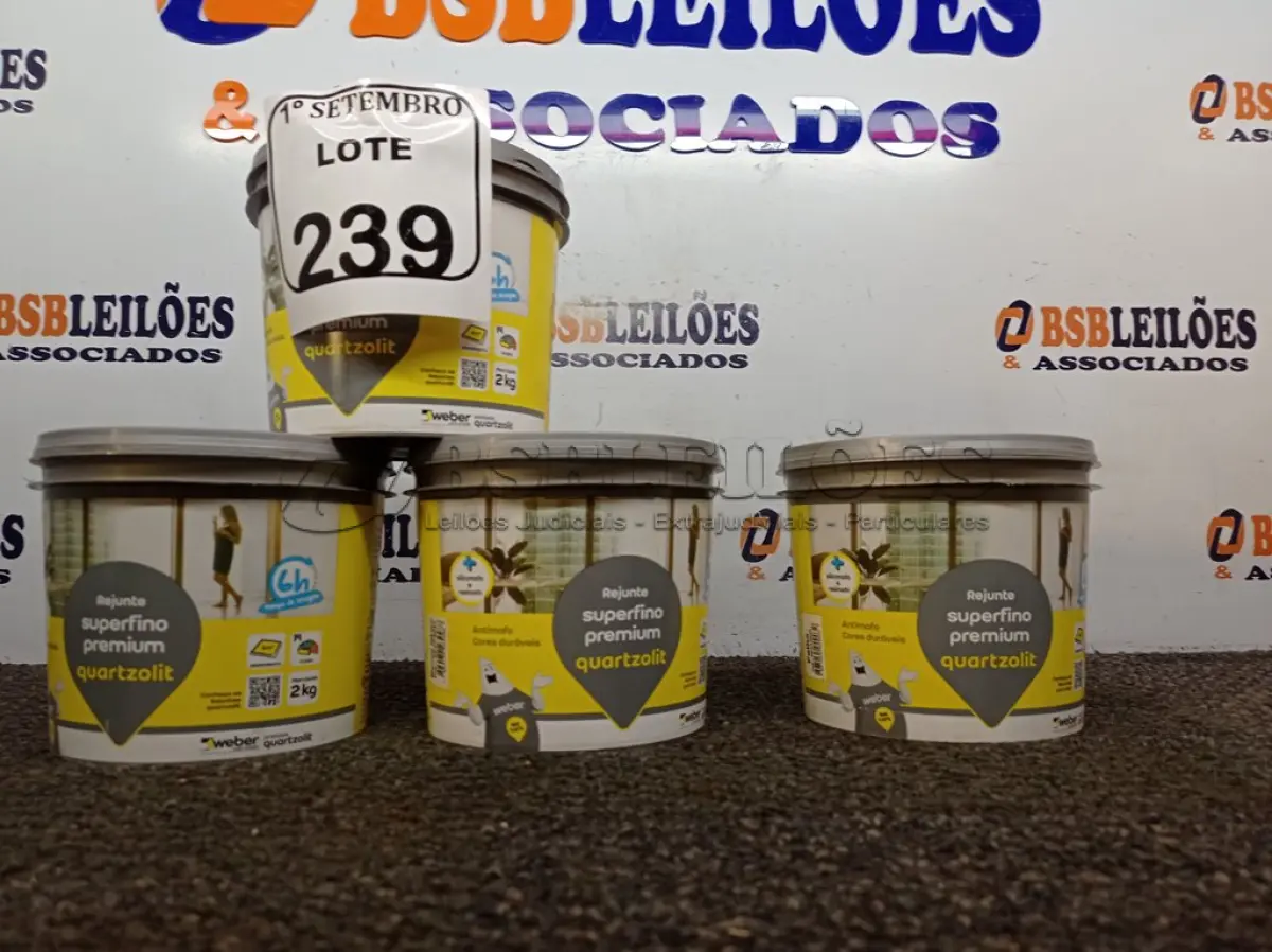 LOTE 239 - 04 BALDINHOS DE REJUNTE SUPERFINO PREMIUM QUARTZOLIT COM 2KG CADA. (NO ESTADO) ATENÇÃO! FAZER A VISITAÇÃO ANTES DE ARREMATAR, NÃO SABEMOS SE FUNCIONA. LEILÃO NÃO TEM GARANTIA E NEM DEVOLUÇÃO, SUJEITO A POSSÍVEIS AVARIAS VISÍVEIS/OCULTAS E/OU AUSÊNCIA DE COMPONENTES.