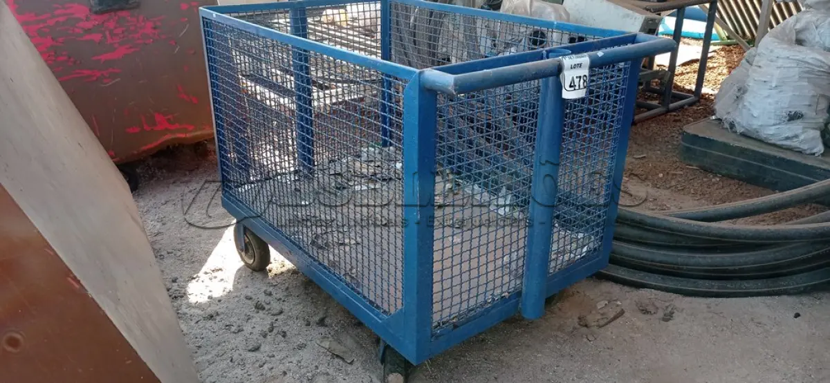 LOTE 478 - 01 CARRINHO PARA TRANSPORTE EM FERRO. (NO ESTADO) ATENÇÃO! FAZER A VISITAÇÃO ANTES DE ARREMATAR, NÃO SABEMOS SE FUNCIONA. LEILÃO NÃO TEM GARANTIA E NEM DEVOLUÇÃO, SUJEITO A POSSÍVEIS AVARIAS VISÍVEIS/OCULTAS E/OU AUSÊNCIA DE COMPONENTES.