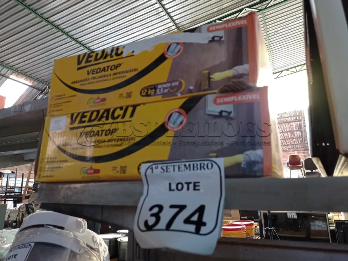 LOTE 374 - 02 CAIXAS DE VEDACIT ARGAMASSA POLIMÉRICA IMPERMEÁVEL 12KG CADA. (NO ESTADO) ATENÇÃO! FAZER A VISITAÇÃO ANTES DE ARREMATAR, NÃO SABEMOS SE FUNCIONA. LEILÃO NÃO TEM GARANTIA E NEM DEVOLUÇÃO, SUJEITO A POSSÍVEIS AVARIAS VISÍVEIS/OCULTAS E/OU AUSÊNCIA DE COMPONENTES.
