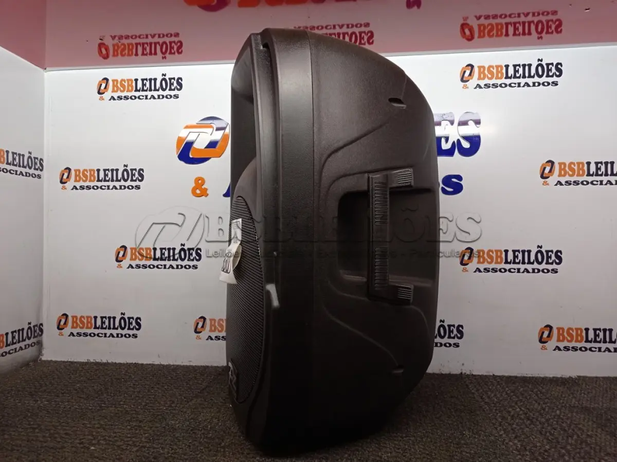 LOTE 330 - 01 CAIXA DE SOM PZ PRO PASSIVE MODELO PX-12. (NO ESTADO) ATENÇÃO! FAZER A VISITAÇÃO ANTES DE ARREMATAR, NÃO SABEMOS SE FUNCIONA. LEILÃO NÃO TEM GARANTIA E NEM DEVOLUÇÃO, SUJEITO A POSSÍVEIS AVARIAS VISÍVEIS/OCULTAS E/OU AUSÊNCIA DE COMPONENTES.