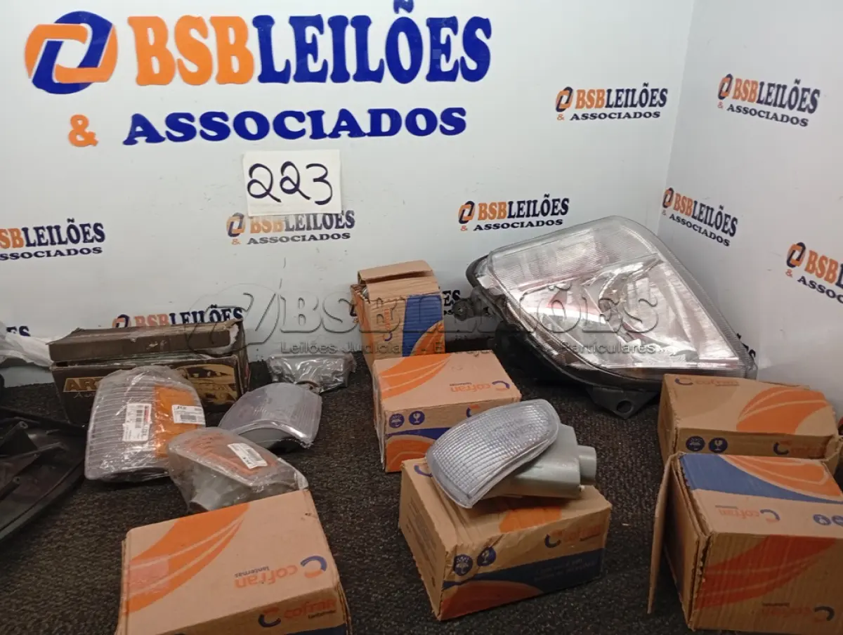 LOTE 223 - APROXIMADO 27 ITENS AUTOMOTIVOS DIVERSOS (NO ESTADO, NÃO SABEMOS SE FUNCIONA. LEILÃO NÃO TEM GARANTIA E NEM DEVOLUÇÃO, SUJEITO A POSSÍVEIS AVARIAS VISÍVEIS/OCULTAS E/OU AUSÊNCIA DE COMPONENTES)