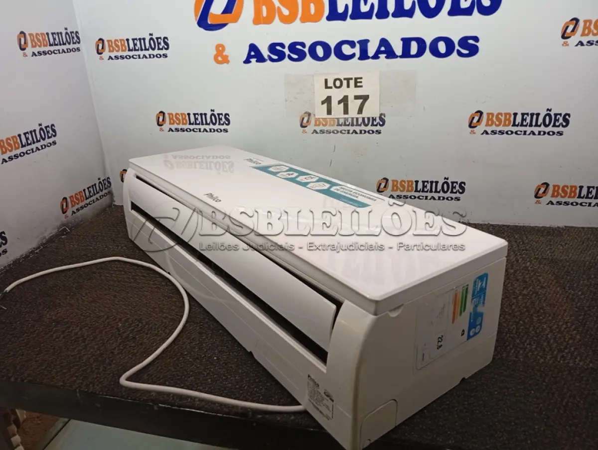 LOTE 117 - 01 – EVAPORADORA 12000 BTUS 220V PHILCO (NO ESTADO, NÃO SABEMOS SE FUNCIONA. LEILÃO NÃO TEM GARANTIA E NEM DEVOLUÇÃO, SUJEITO A POSSÍVEIS AVARIAS VISÍVEIS/OCULTAS E/OU AUSÊNCIA DE COMPONENTES)