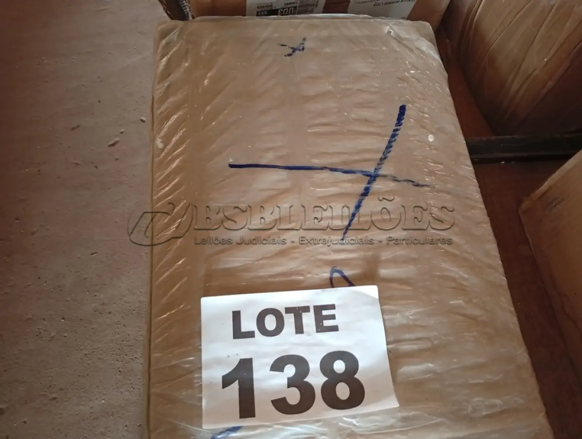 LOTE 138 - 01 - PAINEL PARA TV ATÉ 48 POLEGADAS 120CM COM NICHO FELLICCI (NO ESTADO, NÃO SABEMOS SE FUNCIONA. LEILÃO NÃO TEM GARANTIA E NEM DEVOLUÇÃO, SUJEITO A POSSÍVEIS AVARIAS VISÍVEIS/OCULTAS E/OU AUSÊNCIA DE COMPONENTES)