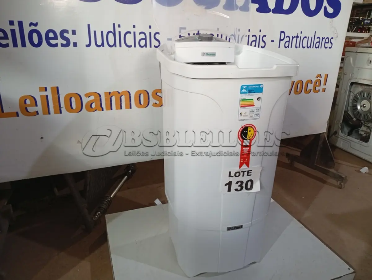 LOTE 130 - 01 - LAVADORA 10KG SEMI AUTOMÁTICA 127V LIBELL (NO ESTADO, NÃO SABEMOS SE FUNCIONA. LEILÃO NÃO TEM GARANTIA E NEM DEVOLUÇÃO, SUJEITO A POSSÍVEIS AVARIAS VISÍVEIS/OCULTAS E/OU AUSÊNCIA DE COMPONENTES)