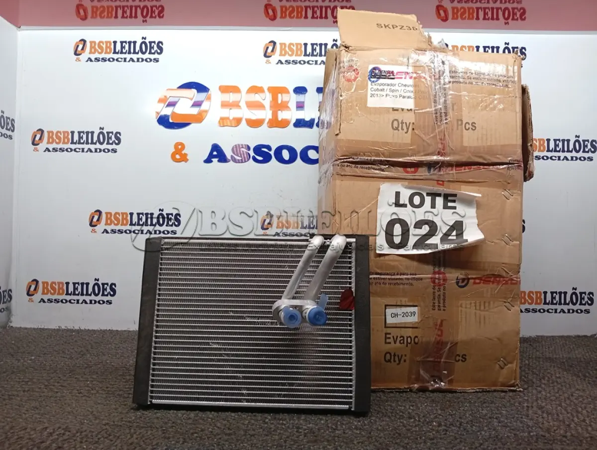 LOTE 024 - 03 - EVAPORADOR AR CONDICIONADO ONIX COBALT PRISMA SPIN (NO ESTADO, NÃO SABEMOS SE FUNCIONA. LEILÃO NÃO TEM GARANTIA E NEM DEVOLUÇÃO, SUJEITO A POSSÍVEIS AVARIAS VISÍVEIS/OCULTAS E/OU AUSÊNCIA DE COMPONENTES)