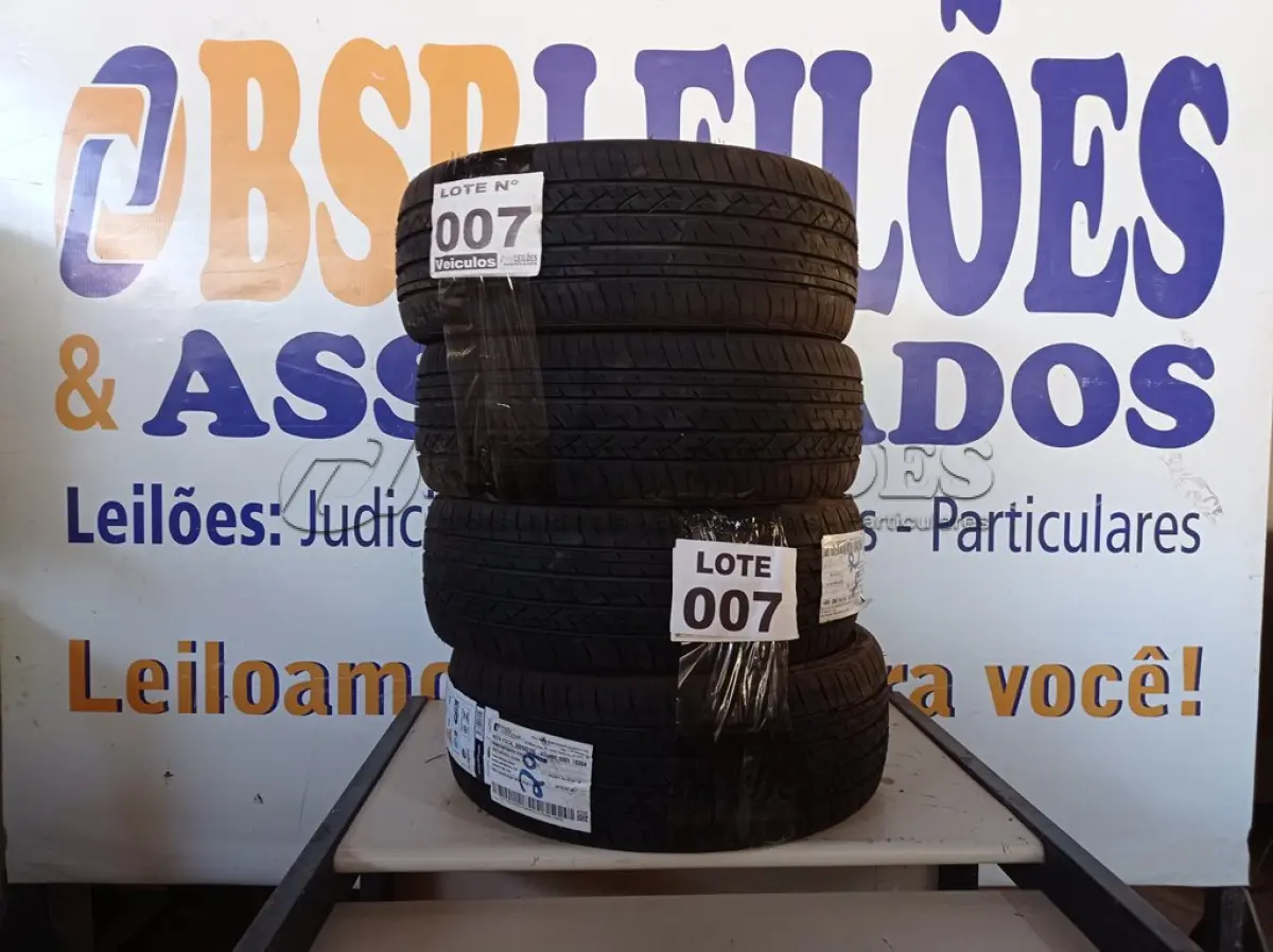 LOTE 007 - 04 - PNEUS 185/35 R18 ARO 18 XBRI SPORT+ 2 83V (NO ESTADO, NÃO SABEMOS SE FUNCIONA. LEILÃO NÃO TEM GARANTIA E NEM DEVOLUÇÃO, SUJEITO A POSSÍVEIS AVARIAS VISÍVEIS/OCULTAS E/OU AUSÊNCIA DE COMPONENTES)
