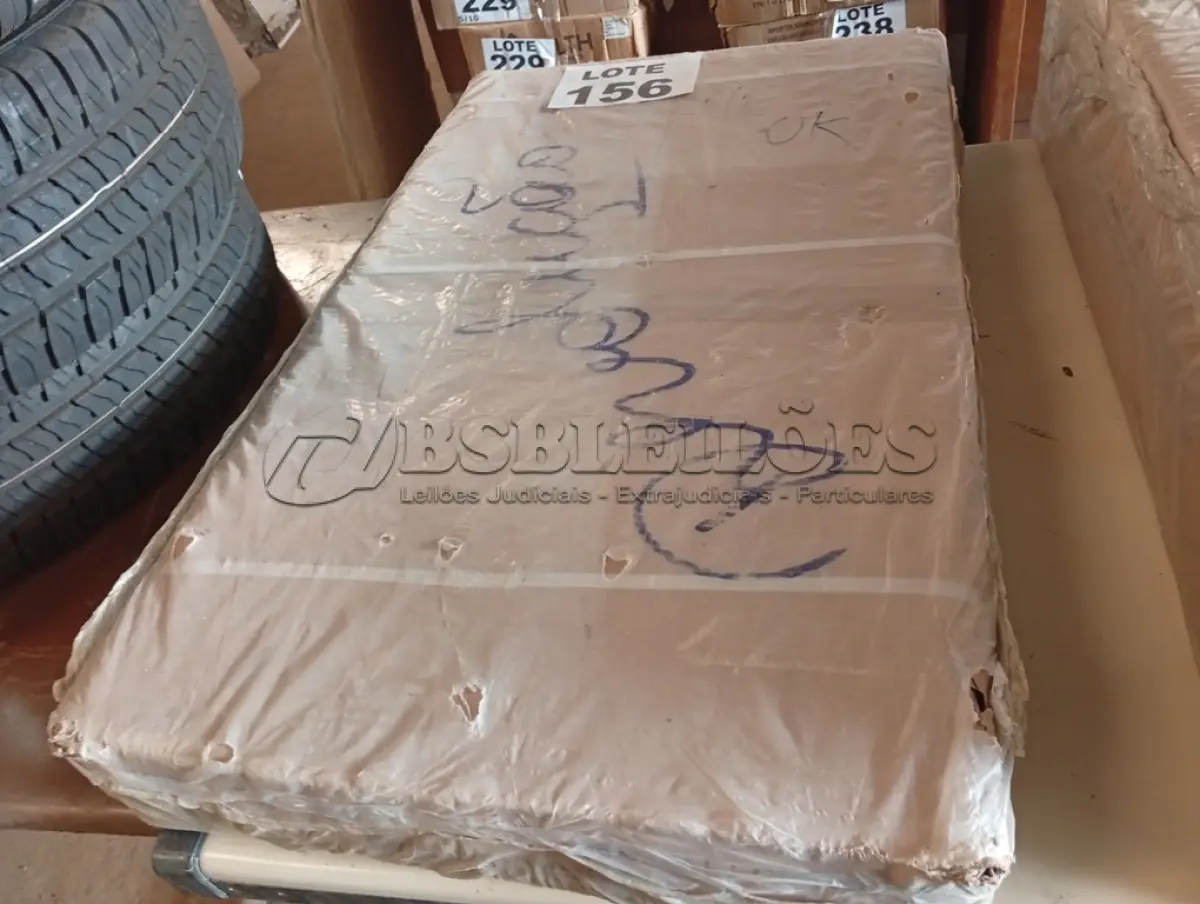 LOTE 156 - 01 - BALCÃO PARA COOKTOP 5 BOCAS 2 NICHOS PARA FORNO TURIM KAIKI MÓVEIS (NO ESTADO, NÃO SABEMOS SE FUNCIONA. LEILÃO NÃO TEM GARANTIA E NEM DEVOLUÇÃO, SUJEITO A POSSÍVEIS AVARIAS VISÍVEIS/OCULTAS E/OU AUSÊNCIA DE COMPONENTES)