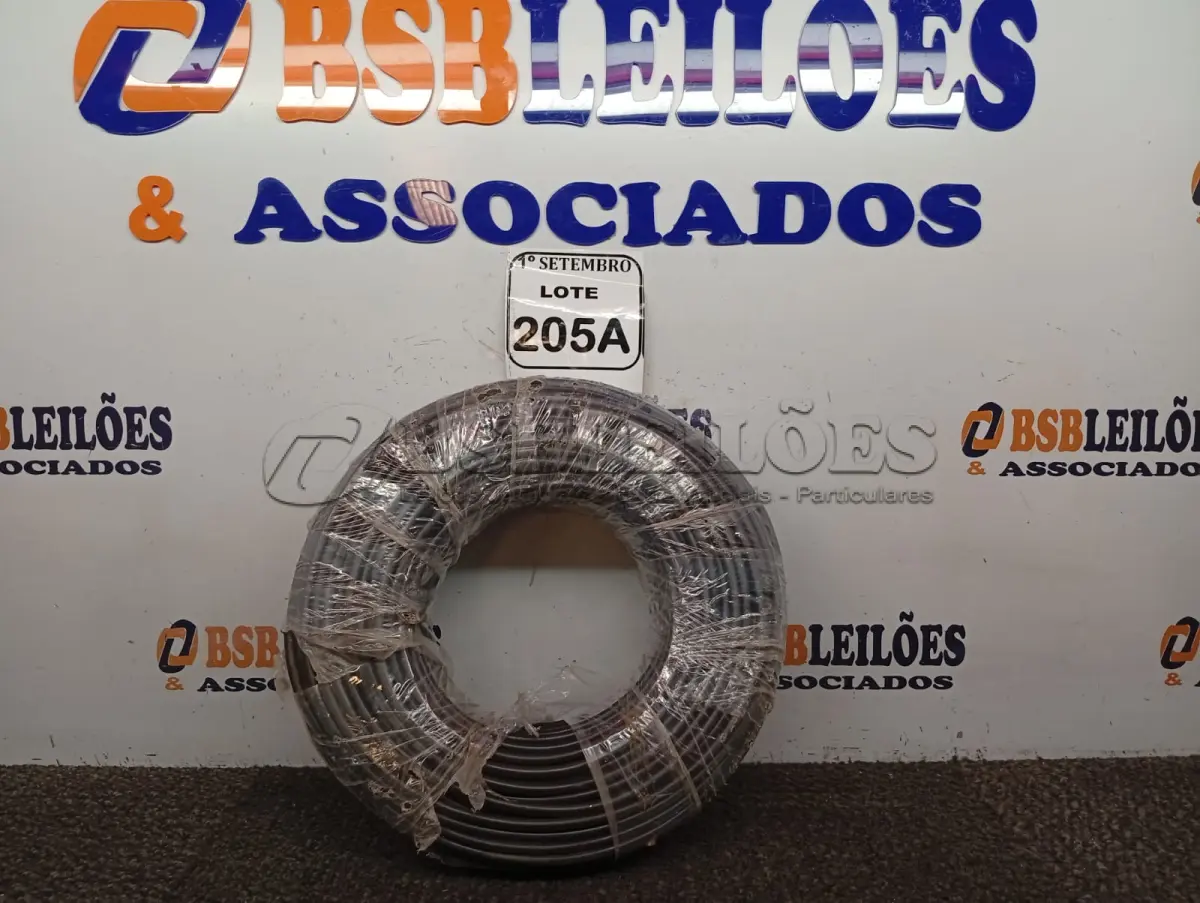 LOTE 205 - 01 ROLO DE FIO FLEXÍVEL 1X10,00MM NA COR PRETA(NOVO). (NO ESTADO) ATENÇÃO! FAZER A VISITAÇÃO ANTES DE ARREMATAR, NÃO SABEMOS SE FUNCIONA. LEILÃO NÃO TEM GARANTIA E NEM DEVOLUÇÃO, SUJEITO A POSSÍVEIS AVARIAS VISÍVEIS/OCULTAS E/OU AUSÊNCIA DE COMPONENTES.