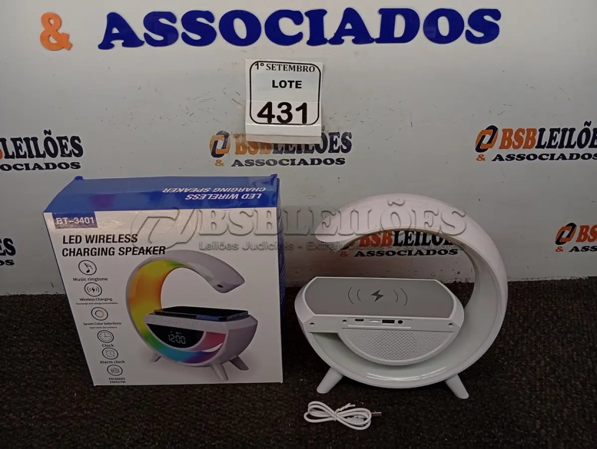 LOTE 431 - 01 LED WIRELESS CHARGING SPEAKER MODELO BT-3401 (NOVO) (NO ESTADO) ATENÇÃO! FAZER A VISITAÇÃO ANTES DE ARREMATAR, NÃO SABEMOS SE FUNCIONA. LEILÃO NÃO TEM GARANTIA E NEM DEVOLUÇÃO, SUJEITO A POSSÍVEIS AVARIAS VISÍVEIS/OCULTAS E/OU AUSÊNCIA DE COMPONENTES.