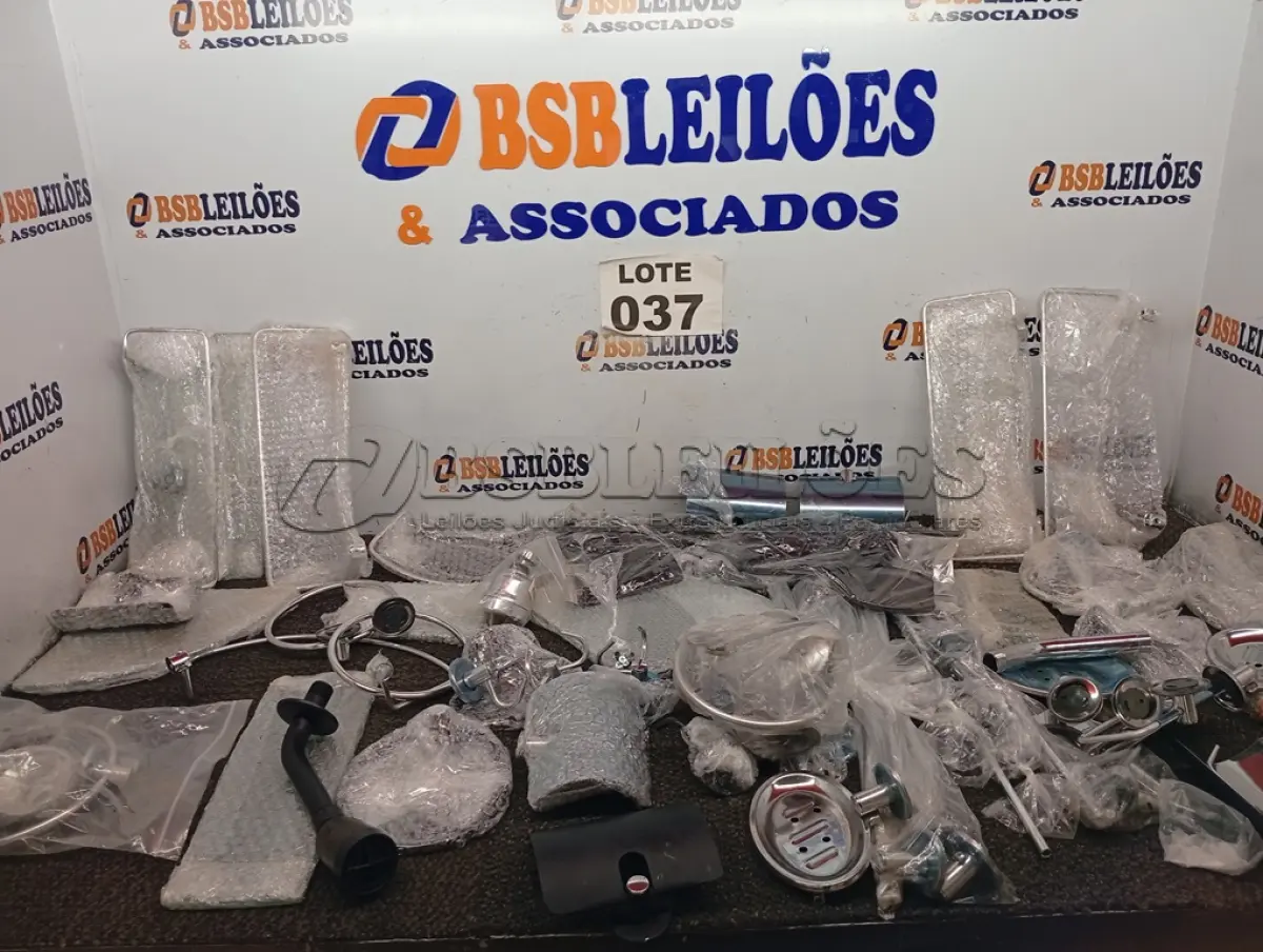 LOTE 037 - 01 – ACESSÓRIOS PARA BANHEIRO DIVERSOS (NO ESTADO, NÃO SABEMOS SE FUNCIONA. LEILÃO NÃO TEM GARANTIA E NEM DEVOLUÇÃO, SUJEITO A POSSÍVEIS AVARIAS VISÍVEIS/OCULTAS E/OU AUSÊNCIA DE COMPONENTES)