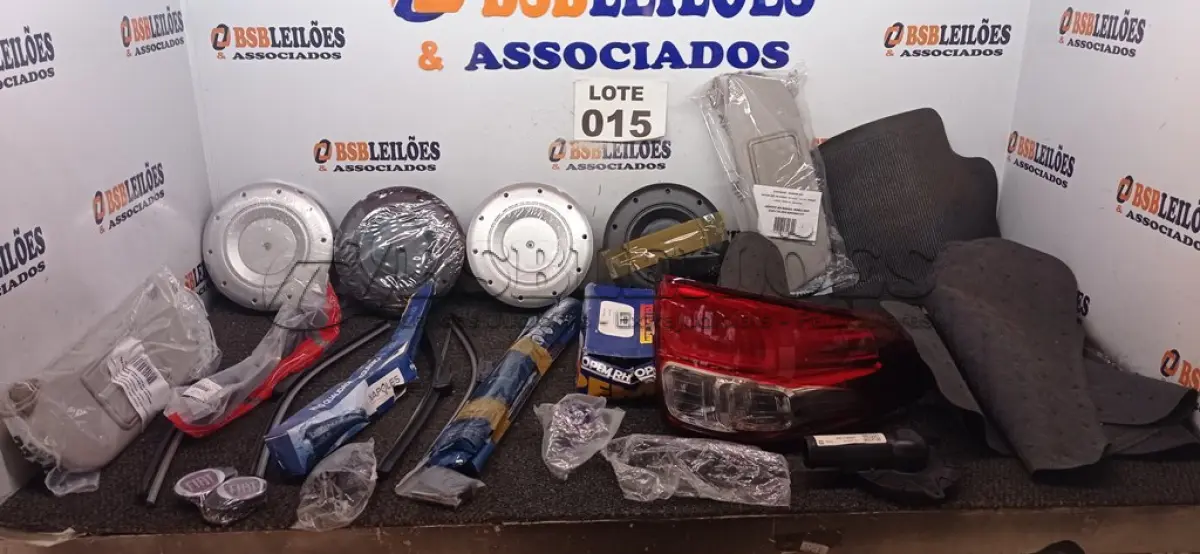 LOTE 015 - 27 – ITENS PARA CARROS (NO ESTADO, NÃO SABEMOS SE FUNCIONA. LEILÃO NÃO TEM GARANTIA E NEM DEVOLUÇÃO, SUJEITO A POSSÍVEIS AVARIAS VISÍVEIS/OCULTAS E/OU AUSÊNCIA DE COMPONENTES)