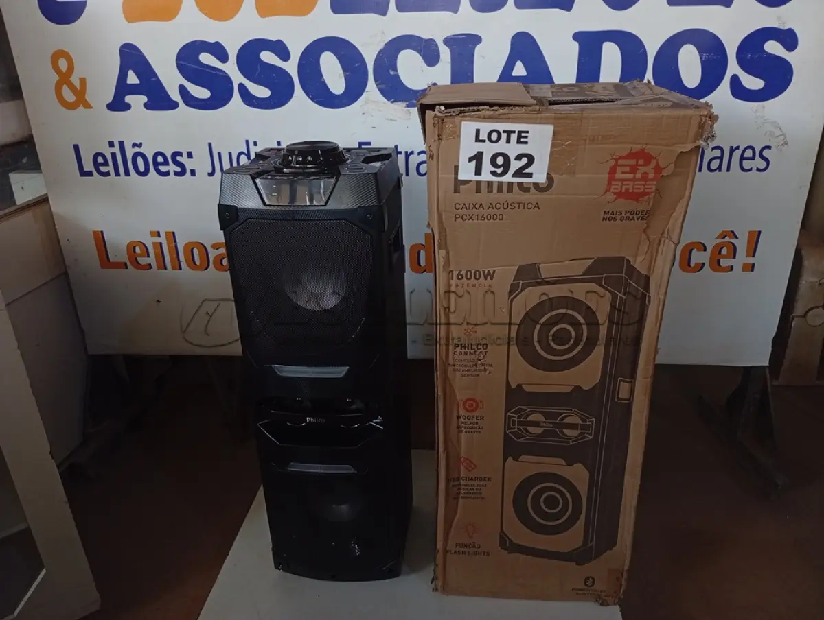 LOTE 192 - 01 - CAIXA DE SOM PHILCO PCX16000 1600W PRETO - BIVOLT (NO ESTADO, NÃO SABEMOS SE FUNCIONA. LEILÃO NÃO TEM GARANTIA E NEM DEVOLUÇÃO, SUJEITO A POSSÍVEIS AVARIAS VISÍVEIS/OCULTAS E/OU AUSÊNCIA DE COMPONENTES)