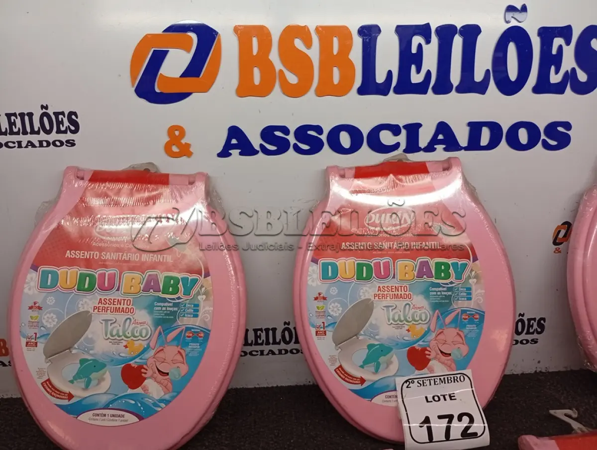 LOTE 172 - 04 ASSENTOS INFANTIL ESP DUDUBABY TALCO ROSA DURIN. (NO ESTADO) ATENÇÃO! FAZER A VISITAÇÃO ANTES DE ARREMATAR, NÃO SABEMOS SE FUNCIONA. LEILÃO NÃO TEM GARANTIA E NEM DEVOLUÇÃO, SUJEITO A POSSÍVEIS AVARIAS VISÍVEIS/OCULTAS E/OU AUSÊNCIA DE COMPONENTES.