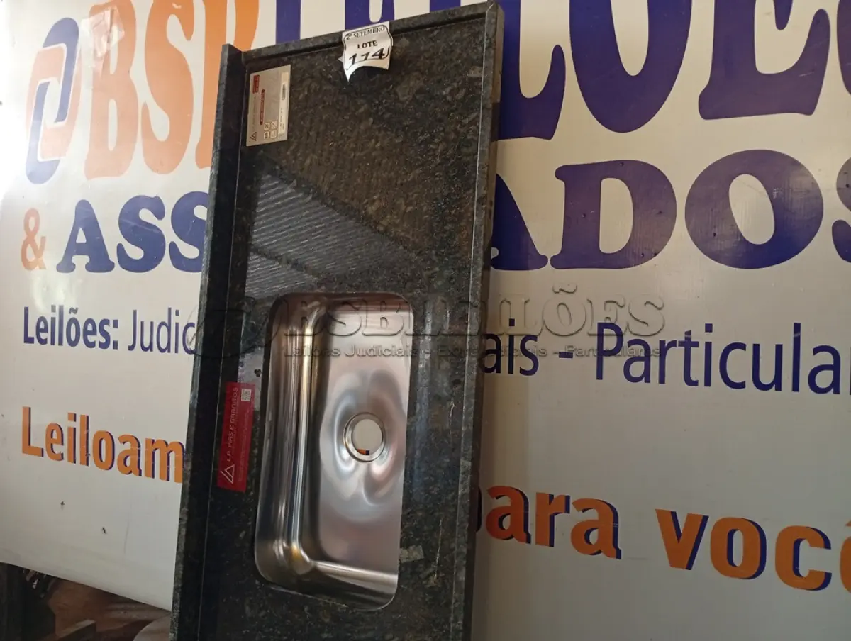 LOTE 114 - 01 PIA VERDE UBATUBA 1,50 STD LA GRANITOS. (NO ESTADO) ATENÇÃO! FAZER A VISITAÇÃO ANTES DE ARREMATAR, NÃO SABEMOS SE FUNCIONA. LEILÃO NÃO TEM GARANTIA E NEM DEVOLUÇÃO, SUJEITO A POSSÍVEIS AVARIAS VISÍVEIS/OCULTAS E/OU AUSÊNCIA DE COMPONENTES.