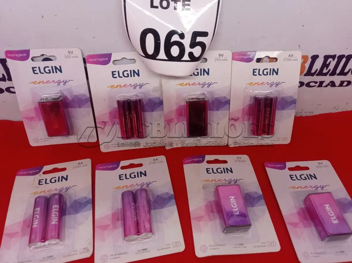 LOTE 065 - 03 PILHAS ALCALINA 9V-BLISTER COM 1 PECA ELGIN E 04 PILHAS AA RECARREG ELGIN 2700MAH (BLISTER C/2) ELGIN (NO ESTADO) ATENÇÃO! FAZER A VISITAÇÃO ANTES DE ARREMATAR, NÃO SABEMOS SE FUNCIONA. LEILÃO NÃO TEM GARANTIA E NEM DEVOLUÇÃO, SUJEITO A POSSÍVEIS AVARIAS VISÍVEIS/OCULTAS E/OU AUSÊNCIA DE COMPONENTES.