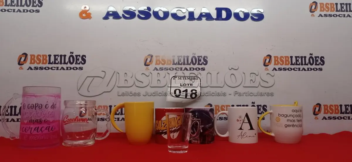 LOTE 018 - 07 CANECAS DIVERSAS. (NO ESTADO) ATENÇÃO! FAZER A VISITAÇÃO ANTES DE ARREMATAR, NÃO SABEMOS SE FUNCIONA. LEILÃO NÃO TEM GARANTIA E NEM DEVOLUÇÃO, SUJEITO A POSSÍVEIS AVARIAS VISÍVEIS/OCULTAS E/OU AUSÊNCIA DE COMPONENTES.