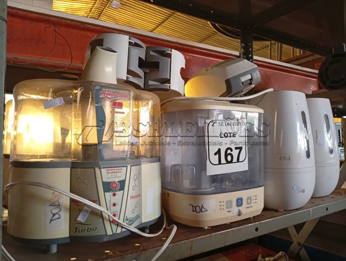 LOTE 167 - 08 UMIDIFICADORES MARCAS E MODELOS DIVERSOS E 03 DISPENSES. (NO ESTADO) ATENÇÃO! FAZER A VISITAÇÃO ANTES DE ARREMATAR, NÃO SABEMOS SE FUNCIONA. LEILÃO NÃO TEM GARANTIA E NEM DEVOLUÇÃO, SUJEITO A POSSÍVEIS AVARIAS VISÍVEIS/OCULTAS E/OU AUSÊNCIA DE COMPONENTES.