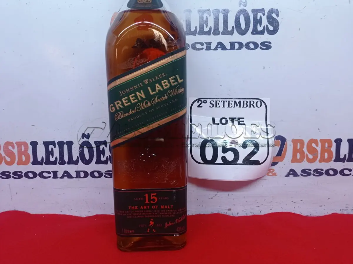 LOTE 052 - 01 GARRAFA DE WHISKY JOHNNIE WALKER GREEN LABEL 1L. (NO ESTADO) ATENÇÃO! FAZER A VISITAÇÃO ANTES DE ARREMATAR, NÃO SABEMOS SE FUNCIONA. LEILÃO NÃO TEM GARANTIA E NEM DEVOLUÇÃO, SUJEITO A POSSÍVEIS AVARIAS VISÍVEIS/OCULTAS E/OU AUSÊNCIA DE COMPONENTES.