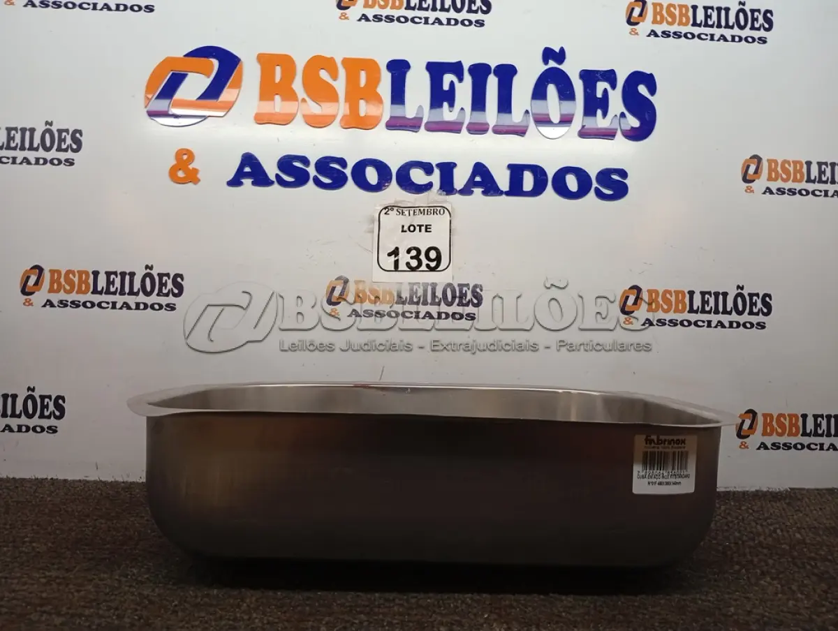 LOTE 139 - 01 CUBA INOX N1 AÇO 430 3.1/2 46X30X14 FABRINOX.(NO ESTADO) ATENÇÃO! FAZER A VISITAÇÃO ANTES DE ARREMATAR, NÃO SABEMOS SE FUNCIONA. LEILÃO NÃO TEM GARANTIA E NEM DEVOLUÇÃO, SUJEITO A POSSÍVEIS AVARIAS VISÍVEIS/OCULTAS E/OU AUSÊNCIA DE COMPONENTES.