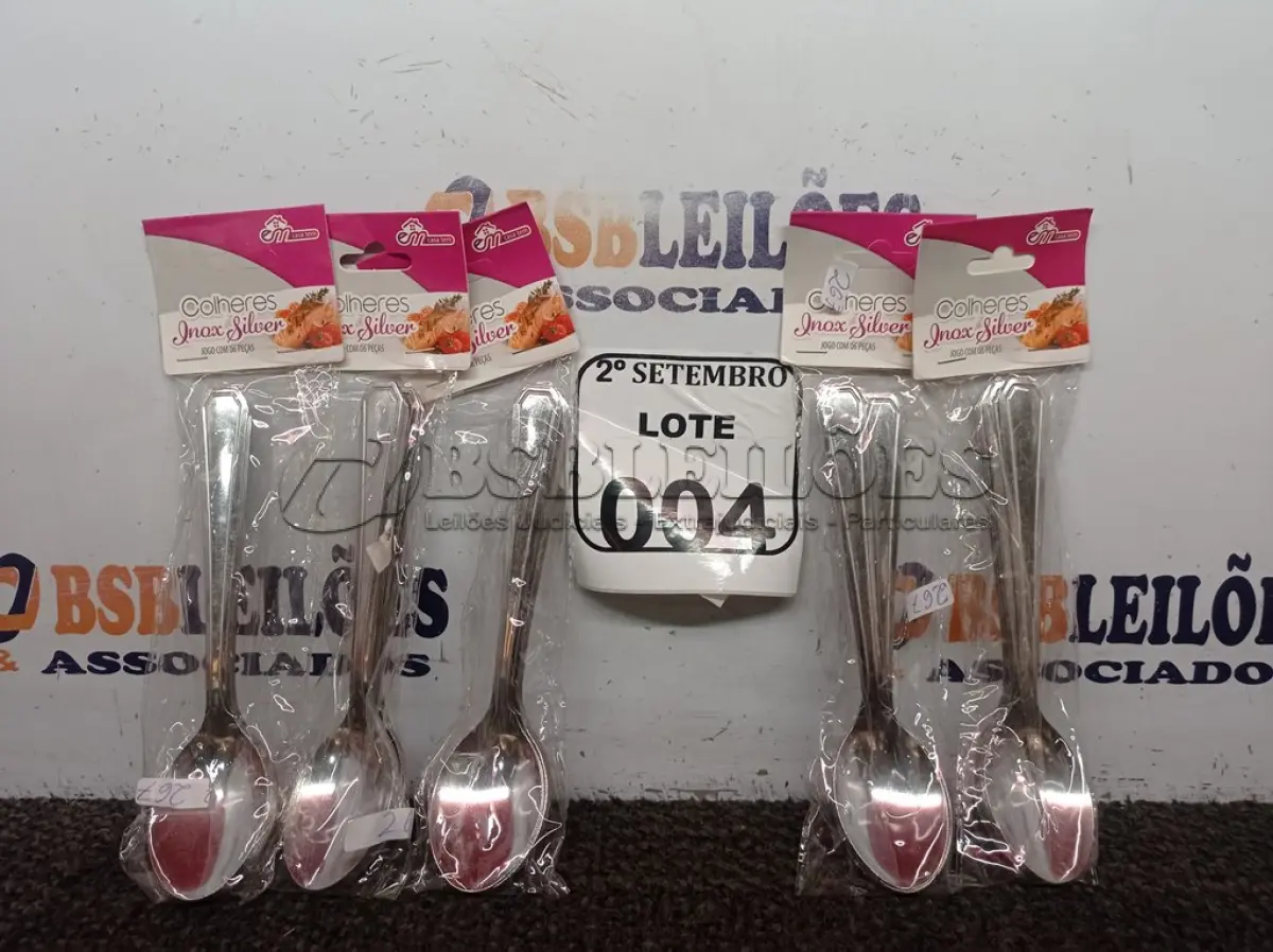 LOTE 004 - 05 KITS DE COLHERES COM 06 PEÇAS CADA. (NO ESTADO) ATENÇÃO! FAZER A VISITAÇÃO ANTES DE ARREMATAR, NÃO SABEMOS SE FUNCIONA. LEILÃO NÃO TEM GARANTIA E NEM DEVOLUÇÃO, SUJEITO A POSSÍVEIS AVARIAS VISÍVEIS/OCULTAS E/OU AUSÊNCIA DE COMPONENTES.