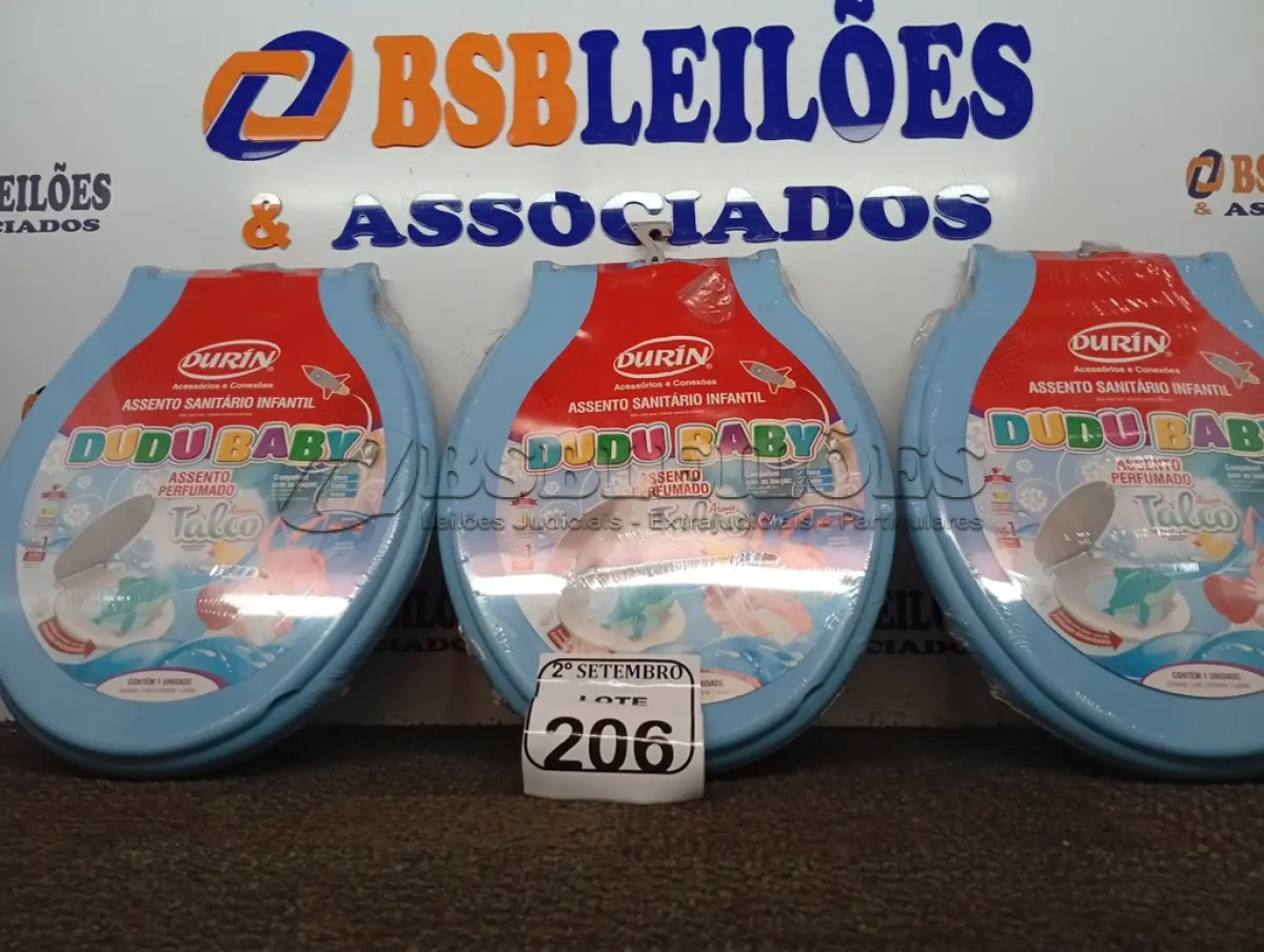 LOTE 206 - 03 ASSENTOS INFANTIL ESP DUDUBABY TALCO AZUL DURIN. (NO ESTADO) ATENÇÃO! FAZER A VISITAÇÃO ANTES DE ARREMATAR, NÃO SABEMOS SE FUNCIONA. LEILÃO NÃO TEM GARANTIA E NEM DEVOLUÇÃO, SUJEITO A POSSÍVEIS AVARIAS VISÍVEIS/OCULTAS E/OU AUSÊNCIA DE COMPONENTES.