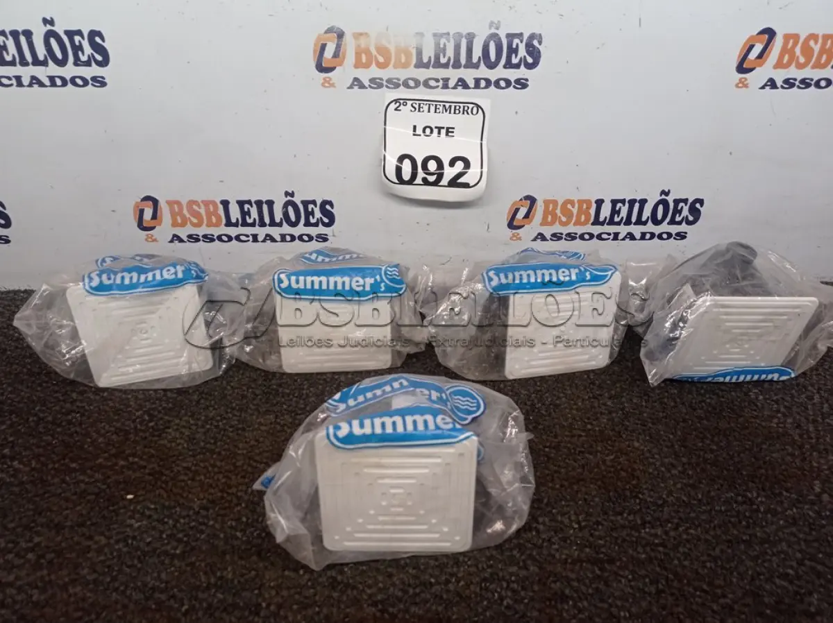 LOTE 092 - 05 CAIXAS PASSAGEM TAMPA INOX REG ALTURA SEM PARAF SUMMERS. NO ESTADO) ATENÇÃO! FAZER A VISITAÇÃO ANTES DE ARREMATAR, NÃO SABEMOS SE FUNCIONA. LEILÃO NÃO TEM GARANTIA E NEM DEVOLUÇÃO, SUJEITO A POSSÍVEIS AVARIAS VISÍVEIS/OCULTAS E/OU AUSÊNCIA DE COMPONENTES.