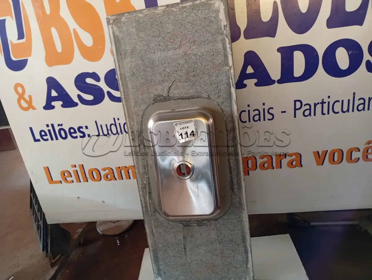 LOTE 114 - 01 PIA VERDE UBATUBA 1,50 STD LA GRANITOS. (NO ESTADO) ATENÇÃO! FAZER A VISITAÇÃO ANTES DE ARREMATAR, NÃO SABEMOS SE FUNCIONA. LEILÃO NÃO TEM GARANTIA E NEM DEVOLUÇÃO, SUJEITO A POSSÍVEIS AVARIAS VISÍVEIS/OCULTAS E/OU AUSÊNCIA DE COMPONENTES.