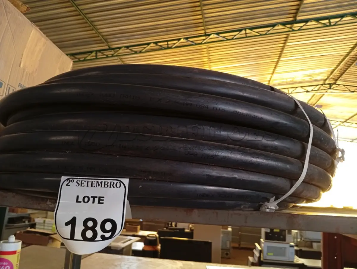 LOTE 189 - 01 ROLO MANG TUBO IRRIGACAO 1 X 2,5 PRETO INDEX. (NO ESTADO) ATENÇÃO! FAZER A VISITAÇÃO ANTES DE ARREMATAR, NÃO SABEMOS SE FUNCIONA. LEILÃO NÃO TEM GARANTIA E NEM DEVOLUÇÃO, SUJEITO A POSSÍVEIS AVARIAS VISÍVEIS/OCULTAS E/OU AUSÊNCIA DE COMPONENTES.