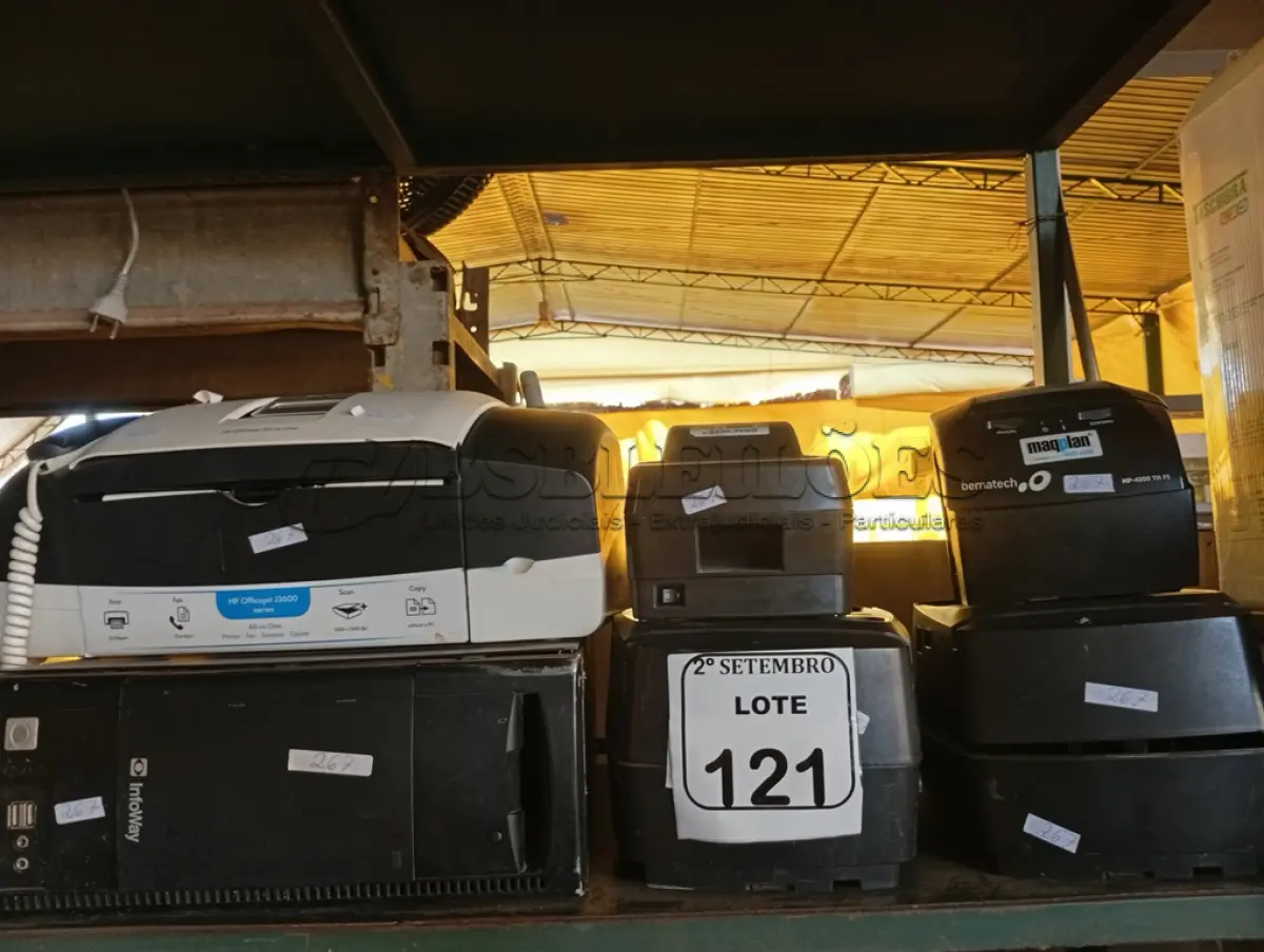 LOTE 121 - 01 CPU, 02 IMPRESSORAS DE ETIQUETAS, 02 RELÓGIOS DE PONTO E 01 APARELHO DE FAX. (NO ESTADO) ATENÇÃO! FAZER A VISITAÇÃO ANTES DE ARREMATAR, NÃO SABEMOS SE FUNCIONA. LEILÃO NÃO TEM GARANTIA E NEM DEVOLUÇÃO, SUJEITO A POSSÍVEIS AVARIAS VISÍVEIS/OCULTAS E/OU AUSÊNCIA DE COMPONENTES.
