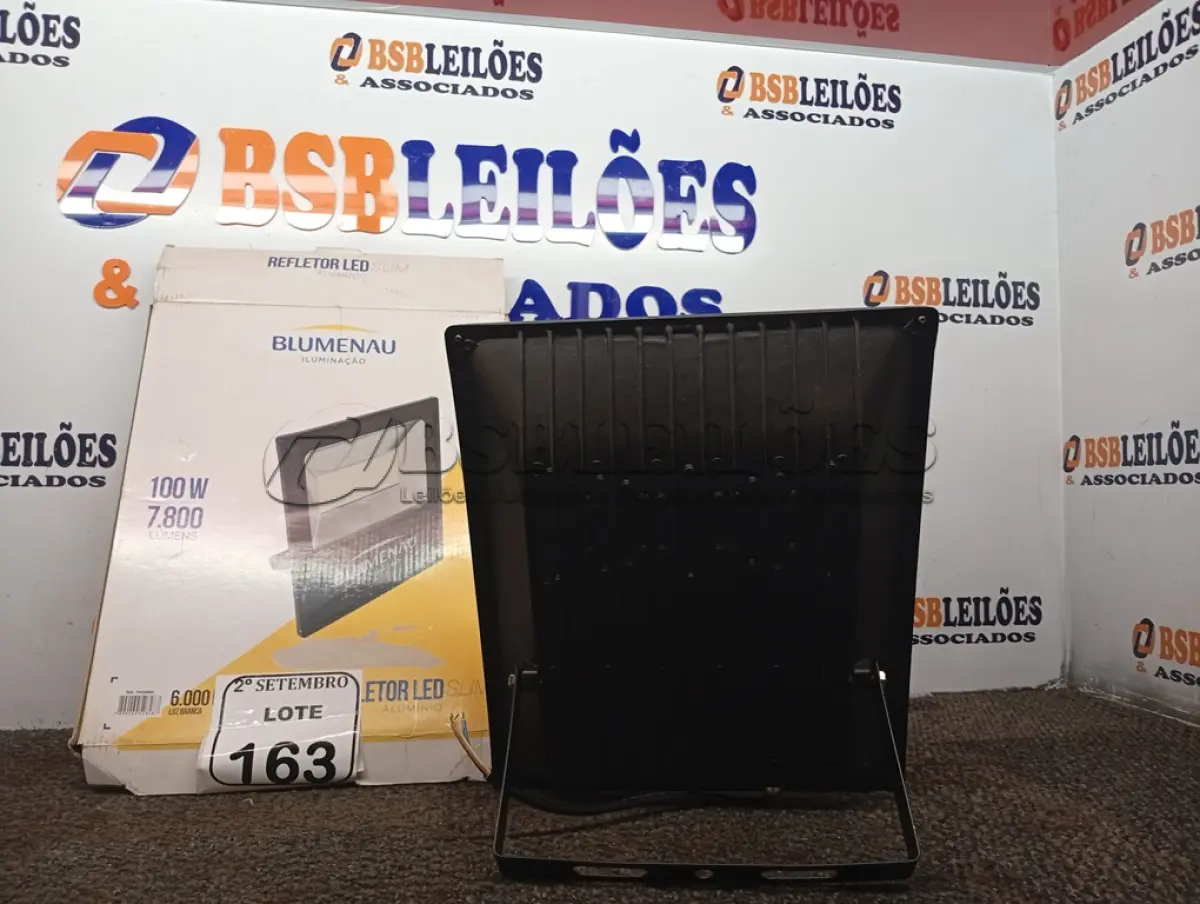 LOTE 163 - 01 REFLETOR SLIM LED PT 100W 6K 30000H – BLUMENAU NOVO. (NO ESTADO) ATENÇÃO! FAZER A VISITAÇÃO ANTES DE ARREMATAR, NÃO SABEMOS SE FUNCIONA. LEILÃO NÃO TEM GARANTIA E NEM DEVOLUÇÃO, SUJEITO A POSSÍVEIS AVARIAS VISÍVEIS/OCULTAS E/OU AUSÊNCIA DE COMPONENTES.