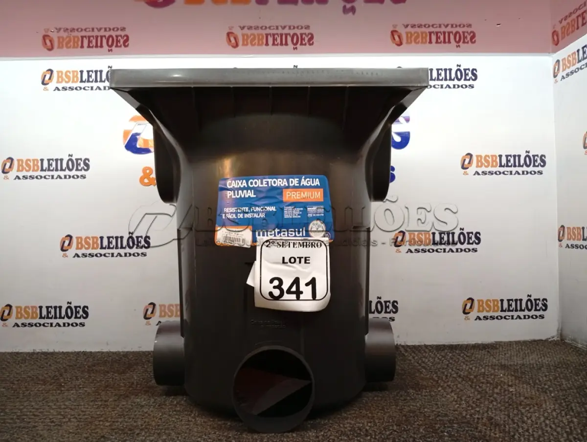 LOTE 341 - 01 CAIXA COLETORA DE ÁGUA PLUVIAL GRANDE PREMIUM PT METASUL (NO ESTADO) ATENÇÃO! FAZER A VISITAÇÃO ANTES DE ARREMATAR, NÃO SABEMOS SE FUNCIONA. LEILÃO NÃO TEM GARANTIA E NEM DEVOLUÇÃO, SUJEITO A POSSÍVEIS AVARIAS VISÍVEIS/OCULTAS E/OU AUSÊNCIA DE COMPONENTES.