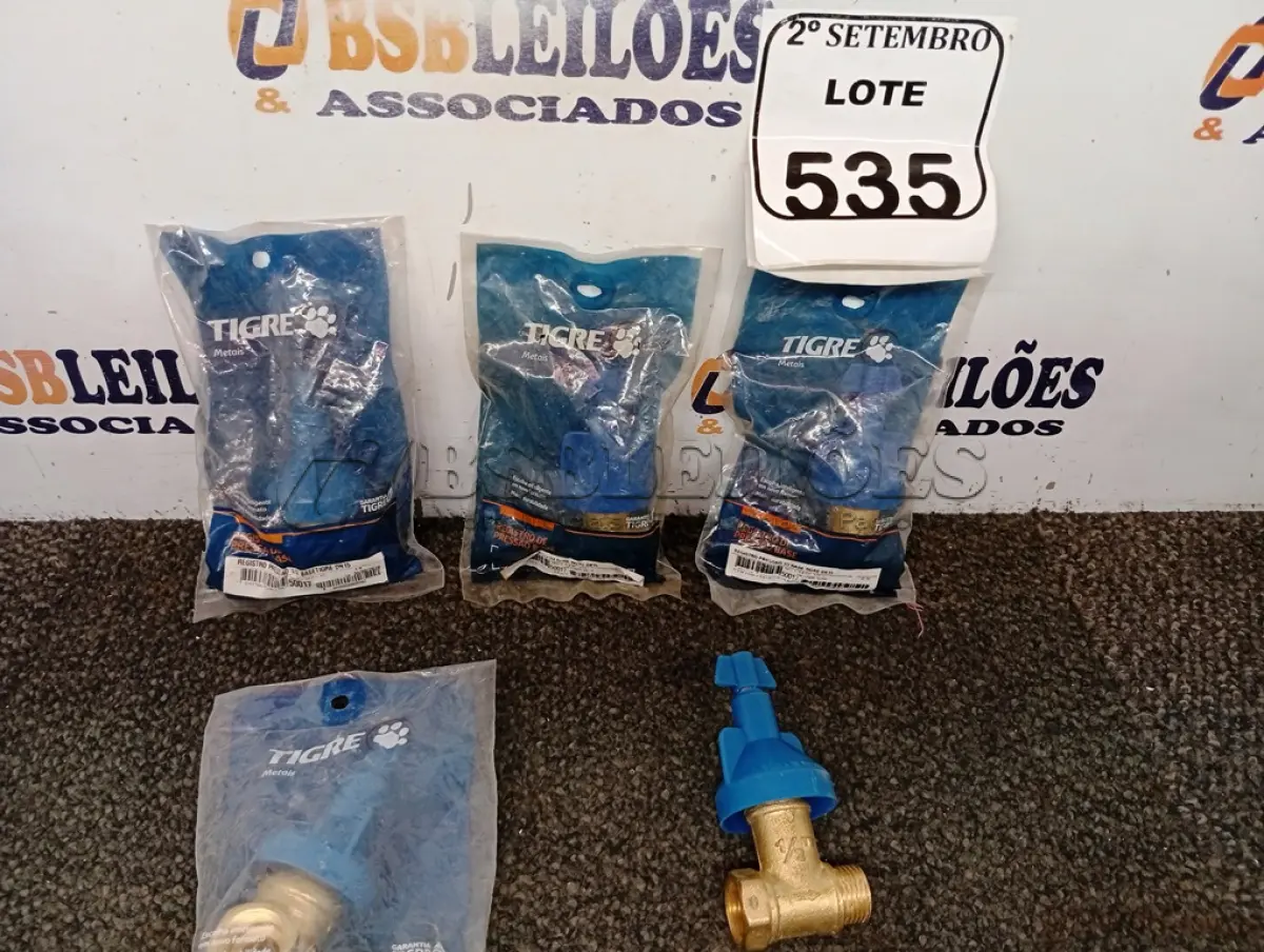 LOTE 535 - 05 BASES REGISTRO PRESSÃO 1/2 TIGRE. (NO ESTADO) ATENÇÃO! FAZER A VISITAÇÃO ANTES DE ARREMATAR, NÃO SABEMOS SE FUNCIONA. LEILÃO NÃO TEM GARANTIA E NEM DEVOLUÇÃO, SUJEITO A POSSÍVEIS AVARIAS VISÍVEIS/OCULTAS E/OU AUSÊNCIA DE COMPONENTES.