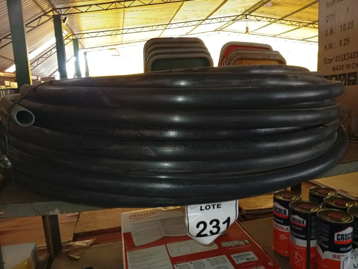LOTE 231 - 01 ROLO MANG TUBO IRRIGACAO 1 X 2,0 PRETO INDEX. (NO ESTADO) ATENÇÃO! FAZER A VISITAÇÃO ANTES DE ARREMATAR, NÃO SABEMOS SE FUNCIONA. LEILÃO NÃO TEM GARANTIA E NEM DEVOLUÇÃO, SUJEITO A POSSÍVEIS AVARIAS VISÍVEIS/OCULTAS E/OU AUSÊNCIA DE COMPONENTES.