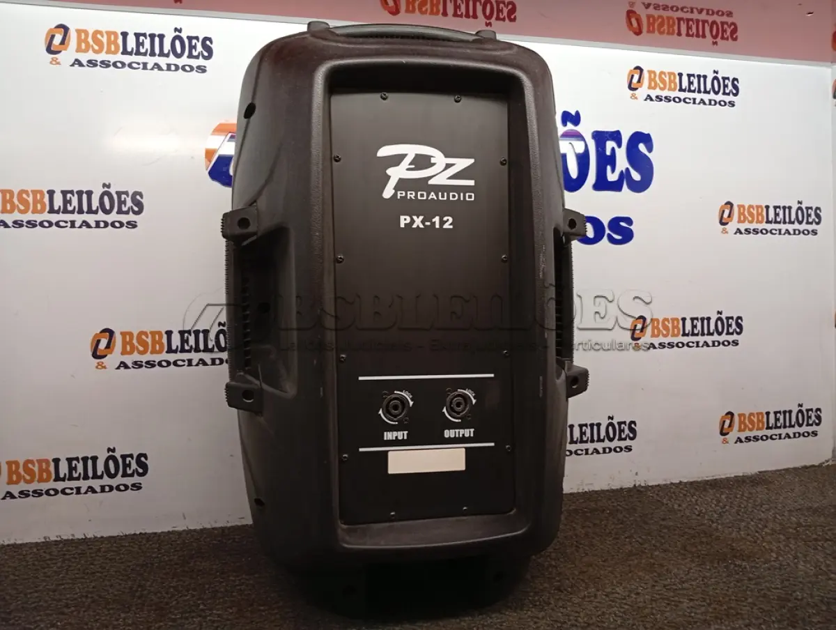 LOTE 229 - 01 CAIXA DE SOM PASSIVA MODELO PX-12. (NO ESTADO) ATENÇÃO! FAZER A VISITAÇÃO ANTES DE ARREMATAR, NÃO SABEMOS SE FUNCIONA. LEILÃO NÃO TEM GARANTIA E NEM DEVOLUÇÃO, SUJEITO A POSSÍVEIS AVARIAS VISÍVEIS/OCULTAS E/OU AUSÊNCIA DE COMPONENTES.