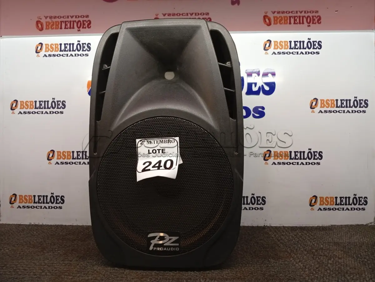 LOTE 240 - 01 CAIXA DE SOM PASSIVA MODELO PX-12. (NO ESTADO) ATENÇÃO! FAZER A VISITAÇÃO ANTES DE ARREMATAR, NÃO SABEMOS SE FUNCIONA. LEILÃO NÃO TEM GARANTIA E NEM DEVOLUÇÃO, SUJEITO A POSSÍVEIS AVARIAS VISÍVEIS/OCULTAS E/OU AUSÊNCIA DE COMPONENTES.