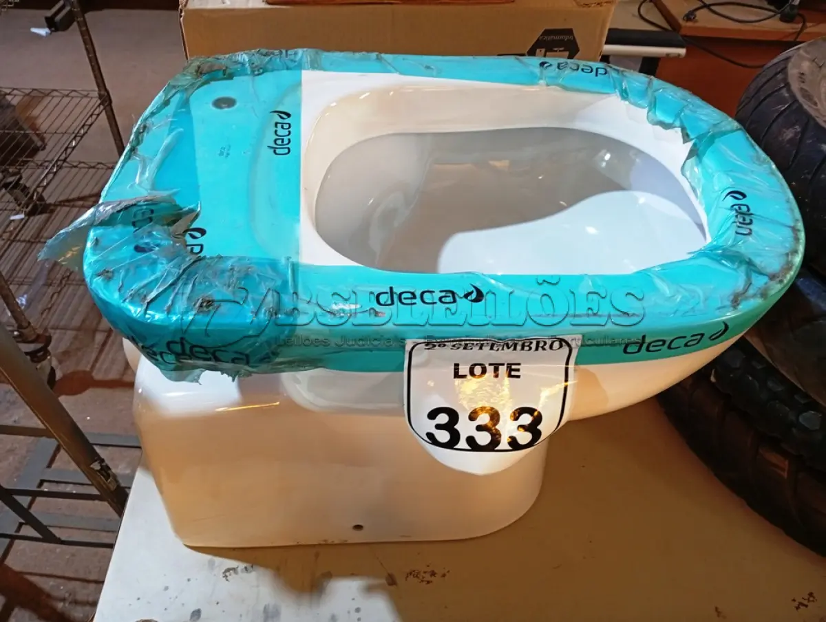 LOTE 333 - 01 VASO COR BRANCA MARCA DECA. (NO ESTADO) ATENÇÃO! FAZER A VISITAÇÃO ANTES DE ARREMATAR, NÃO SABEMOS SE FUNCIONA. LEILÃO NÃO TEM GARANTIA E NEM DEVOLUÇÃO, SUJEITO A POSSÍVEIS AVARIAS VISÍVEIS/OCULTAS E/OU AUSÊNCIA DE COMPONENTES.