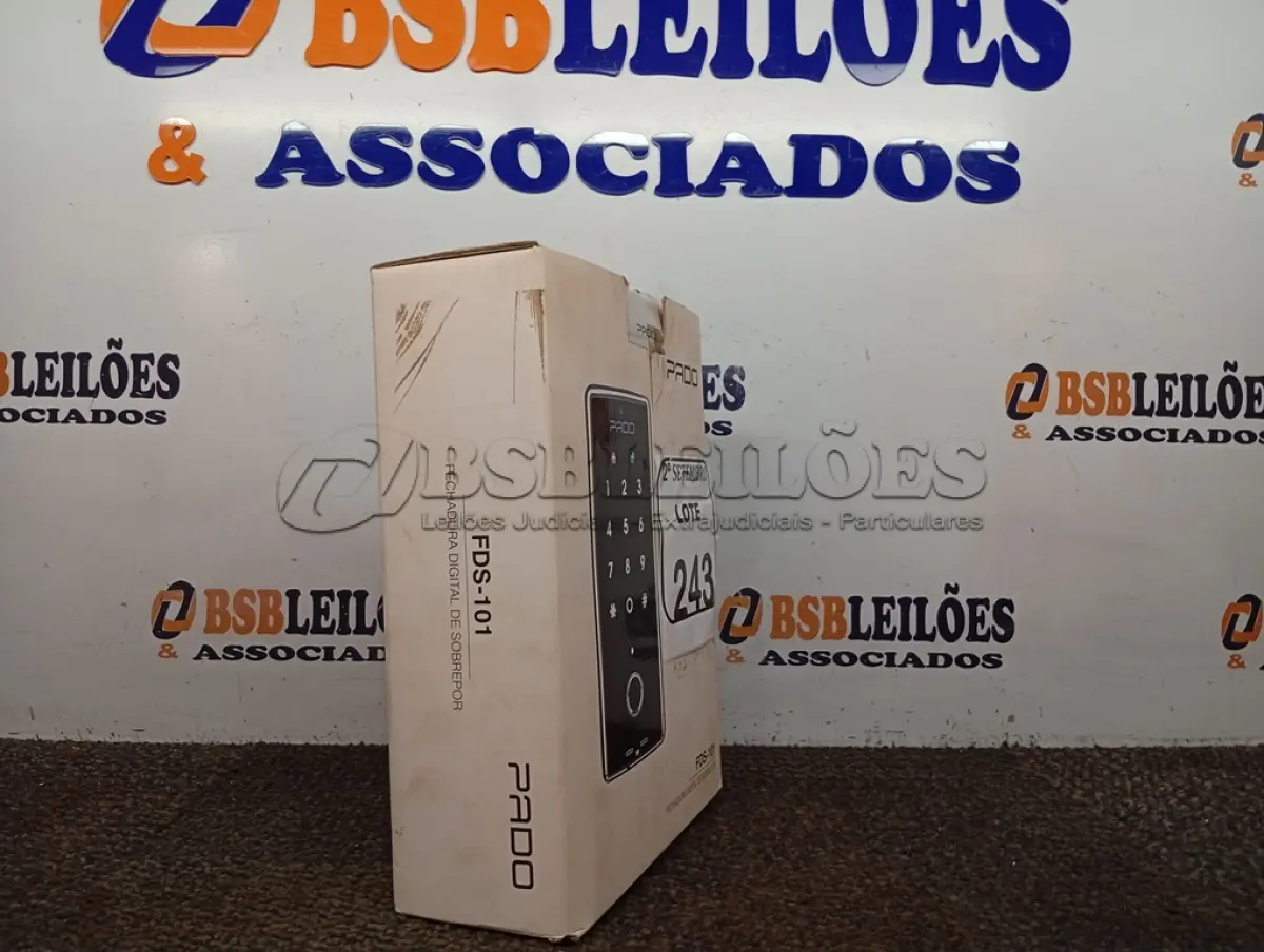 LOTE 243 - 01 FECHADURA DIGITAL FDS101 DE SOBREPOR MARCA PADO NOVO. (NO ESTADO) ATENÇÃO! FAZER A VISITAÇÃO ANTES DE ARREMATAR, NÃO SABEMOS SE FUNCIONA. LEILÃO NÃO TEM GARANTIA E NEM DEVOLUÇÃO, SUJEITO A POSSÍVEIS AVARIAS VISÍVEIS/OCULTAS E/OU AUSÊNCIA DE COMPONENTES.