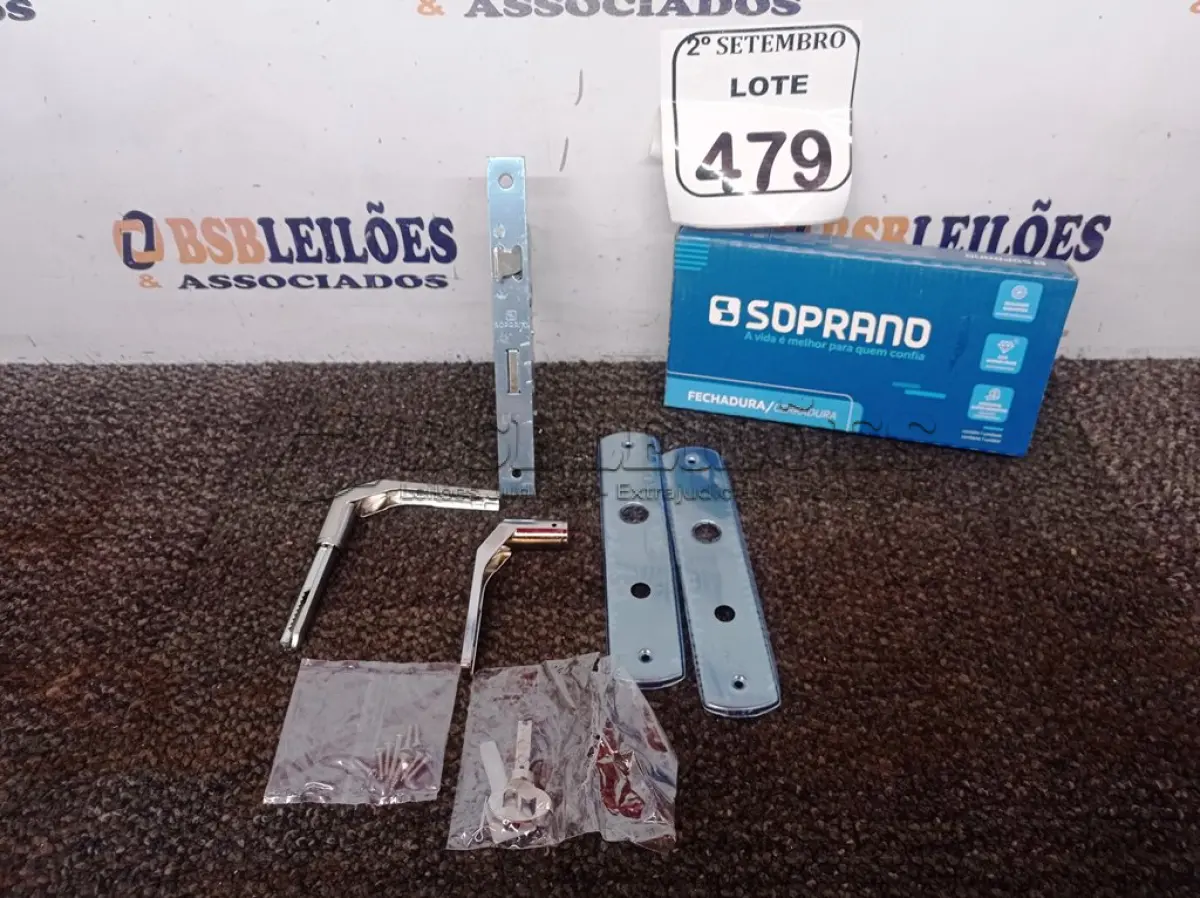 LOTE 479 - 02 FECHADURAS POPLINE ALAVANCA CR SOPRANO (NO ESTADO) ATENÇÃO! FAZER A VISITAÇÃO ANTES DE ARREMATAR, NÃO SABEMOS SE FUNCIONA. LEILÃO NÃO TEM GARANTIA E NEM DEVOLUÇÃO, SUJEITO A POSSÍVEIS AVARIAS VISÍVEIS/OCULTAS E/OU AUSÊNCIA DE COMPONENTES.