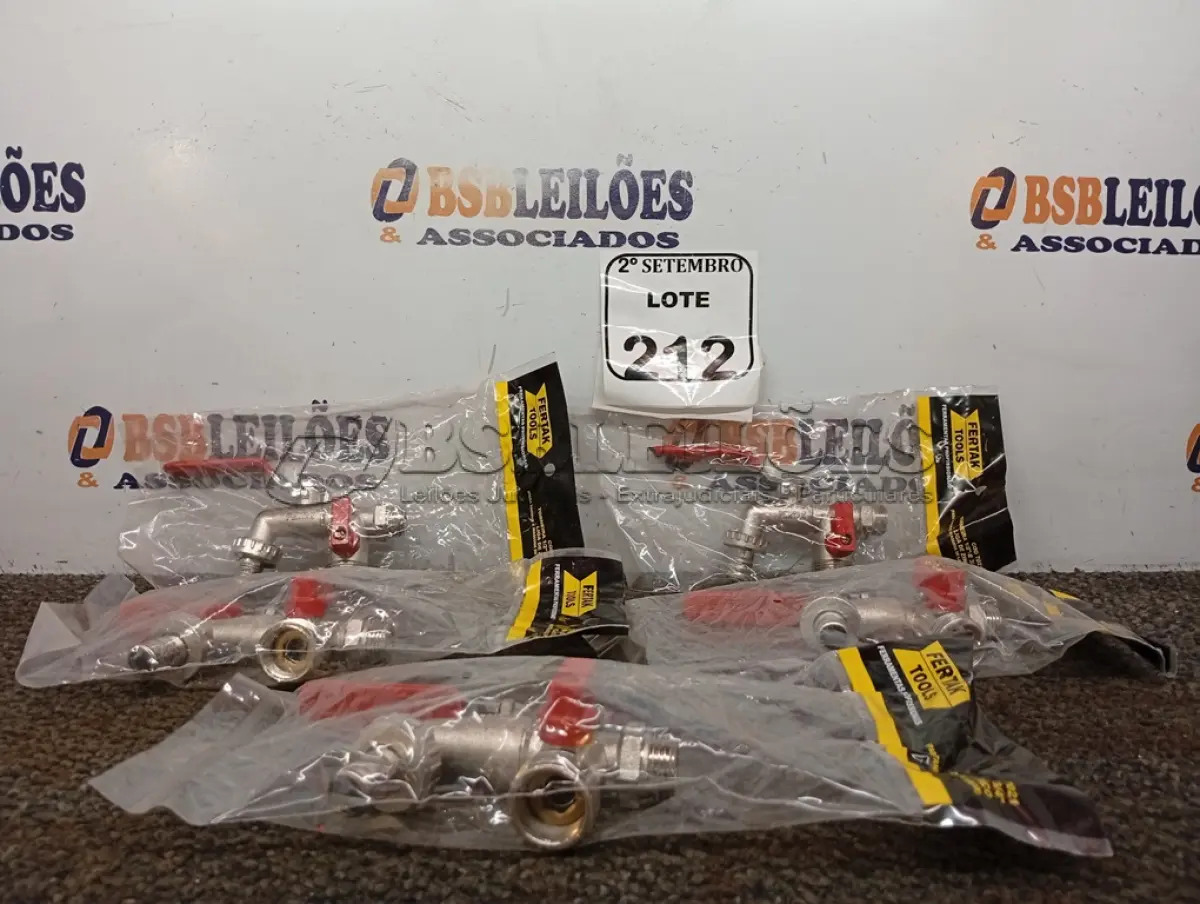 LOTE 212 - 05 TORNEIRAS ESF DUPLA TANQ/MAQ LAVAR ZINCO 1/2 X 3/4 FERTAK (NO ESTADO) ATENÇÃO! FAZER A VISITAÇÃO ANTES DE ARREMATAR, NÃO SABEMOS SE FUNCIONA. LEILÃO NÃO TEM GARANTIA E NEM DEVOLUÇÃO, SUJEITO A POSSÍVEIS AVARIAS VISÍVEIS/OCULTAS E/OU AUSÊNCIA DE COMPONENTES.