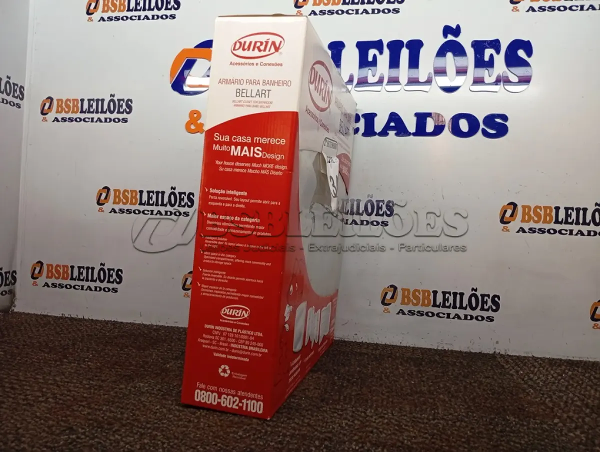 LOTE 346 - 01 ARMÁRIO BANHEIRO BELLART BRANCO DURIN. (NO ESTADO) ATENÇÃO! FAZER A VISITAÇÃO ANTES DE ARREMATAR, NÃO SABEMOS SE FUNCIONA. LEILÃO NÃO TEM GARANTIA E NEM DEVOLUÇÃO, SUJEITO A POSSÍVEIS AVARIAS VISÍVEIS/OCULTAS E/OU AUSÊNCIA DE COMPONENTES.